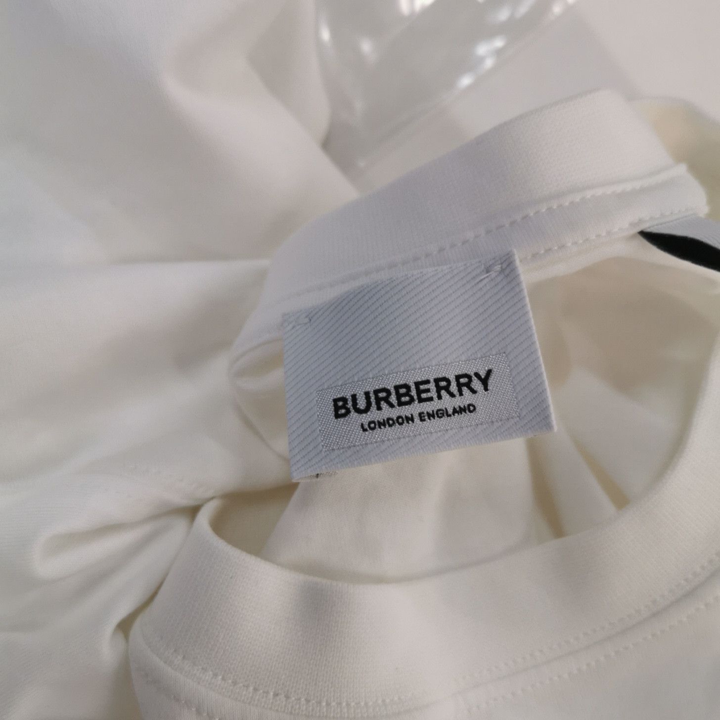 Burberry Burberry Women m Short Sleeve Shirts Size M / US 6-8 / IT 42-44 - 5 Thumbnail