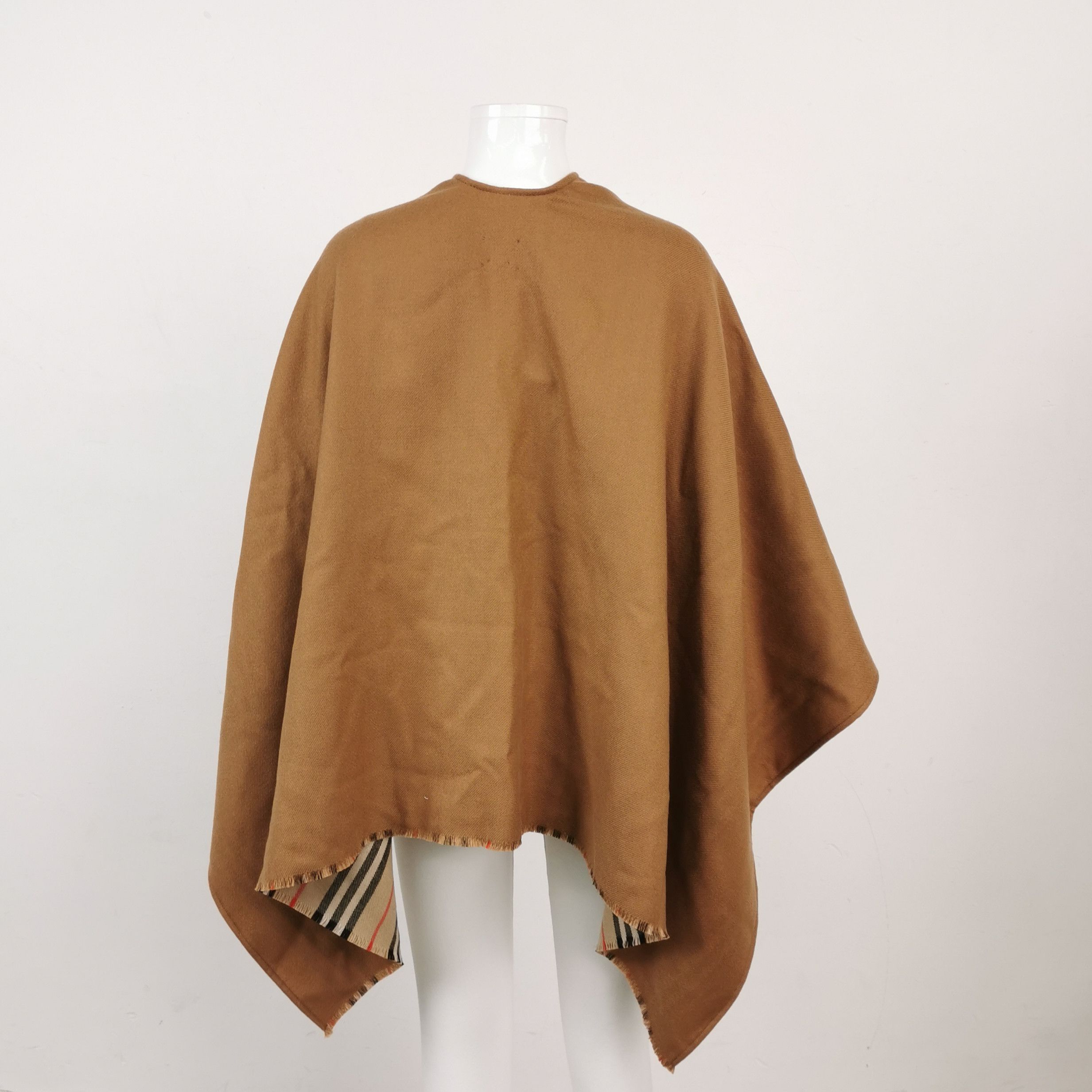 Burberry Burberry Women s Coats Size S / US 4 / IT 40 - 2 Thumbnail