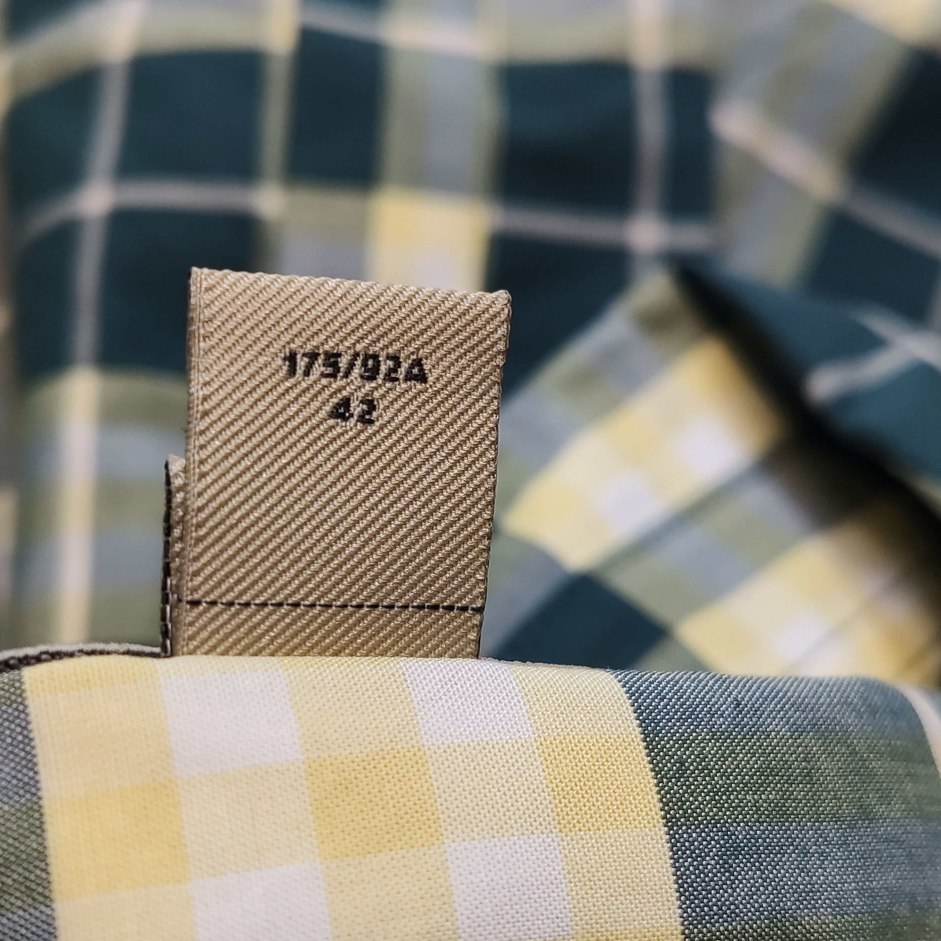 Burberry Burberry Women l Button Ups Size L / US 10 / IT 46 - 8 Thumbnail