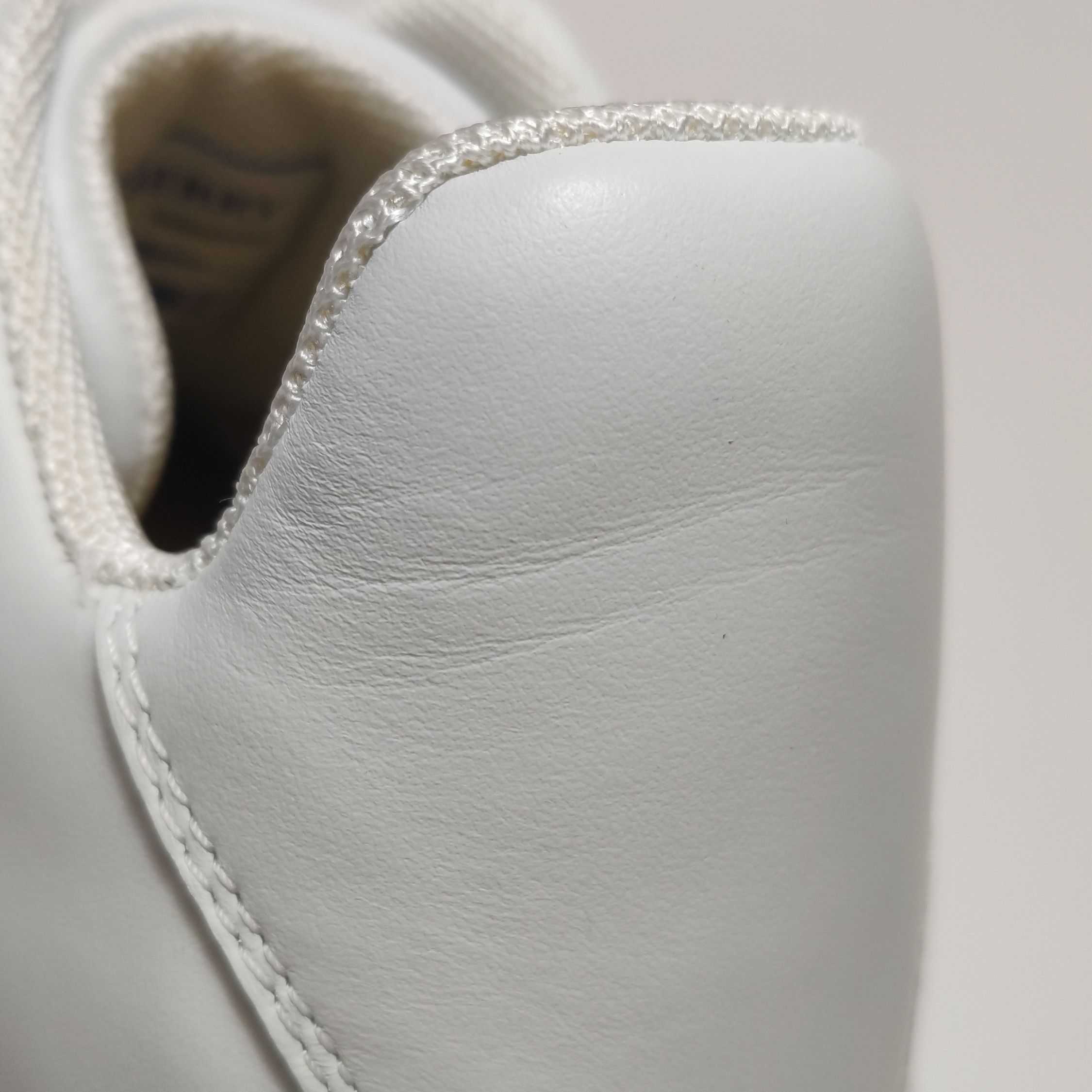 Burberry Burberry Women 6 Lowtop Sneakers Size US 6 / IT 36 - 12 Thumbnail