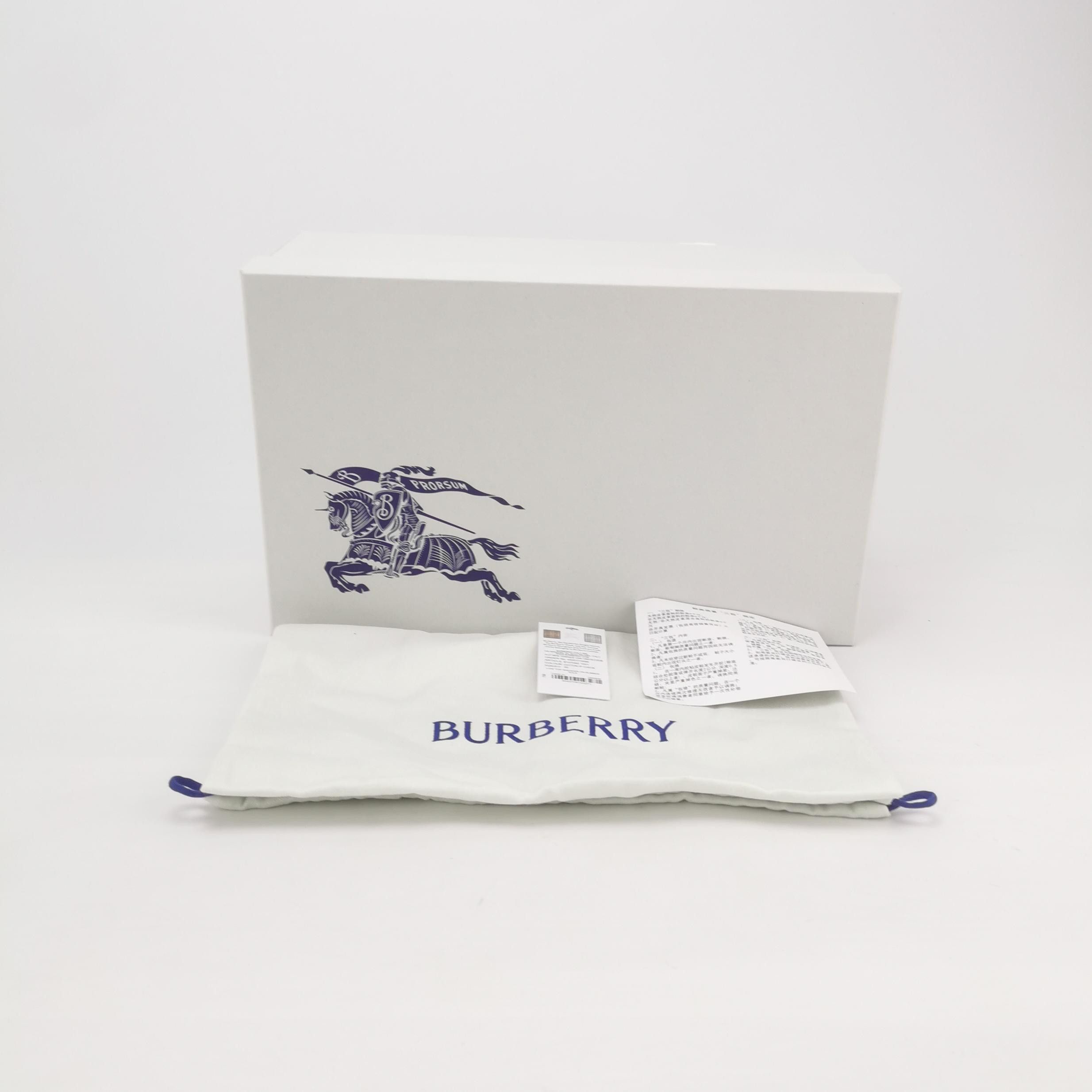 Burberry Burberry Women 5 Lowtop Sneakers Size US 5 / IT 35 - 6 Thumbnail