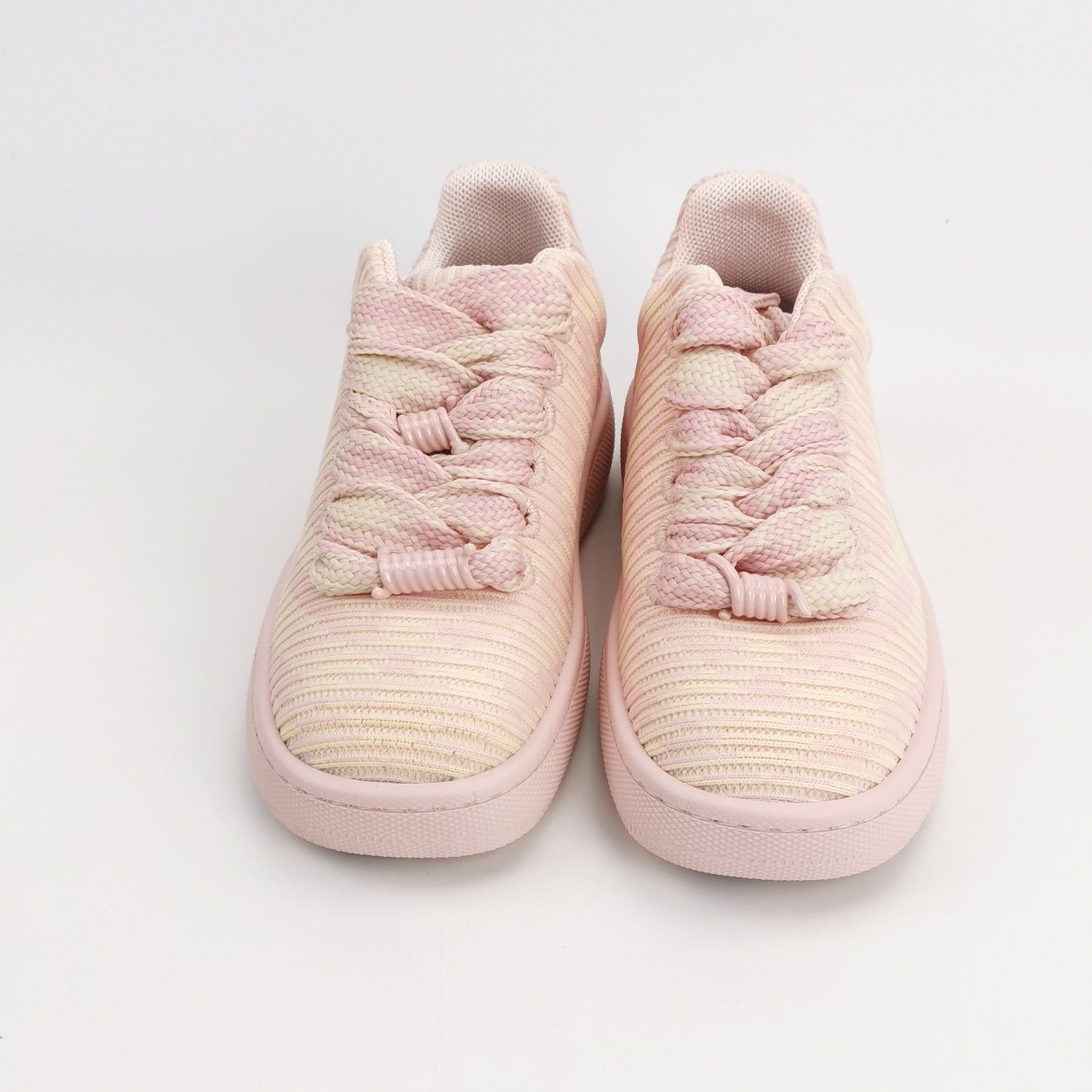 Burberry Burberry Women 5 Lowtop Sneakers Size US 5 / IT 35 - 3 Thumbnail