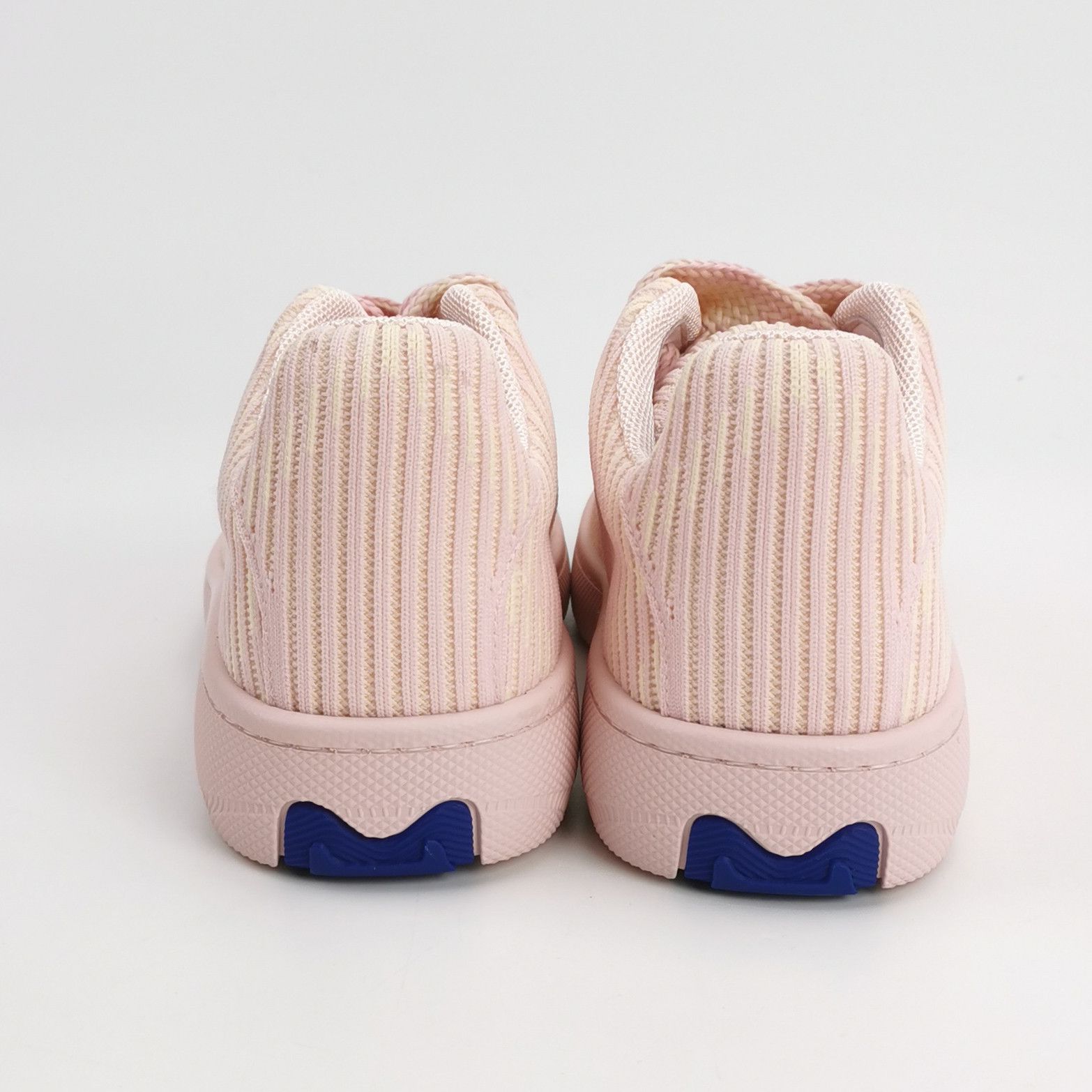 Burberry Burberry Women 5 Lowtop Sneakers Size US 5 / IT 35 - 4 Thumbnail