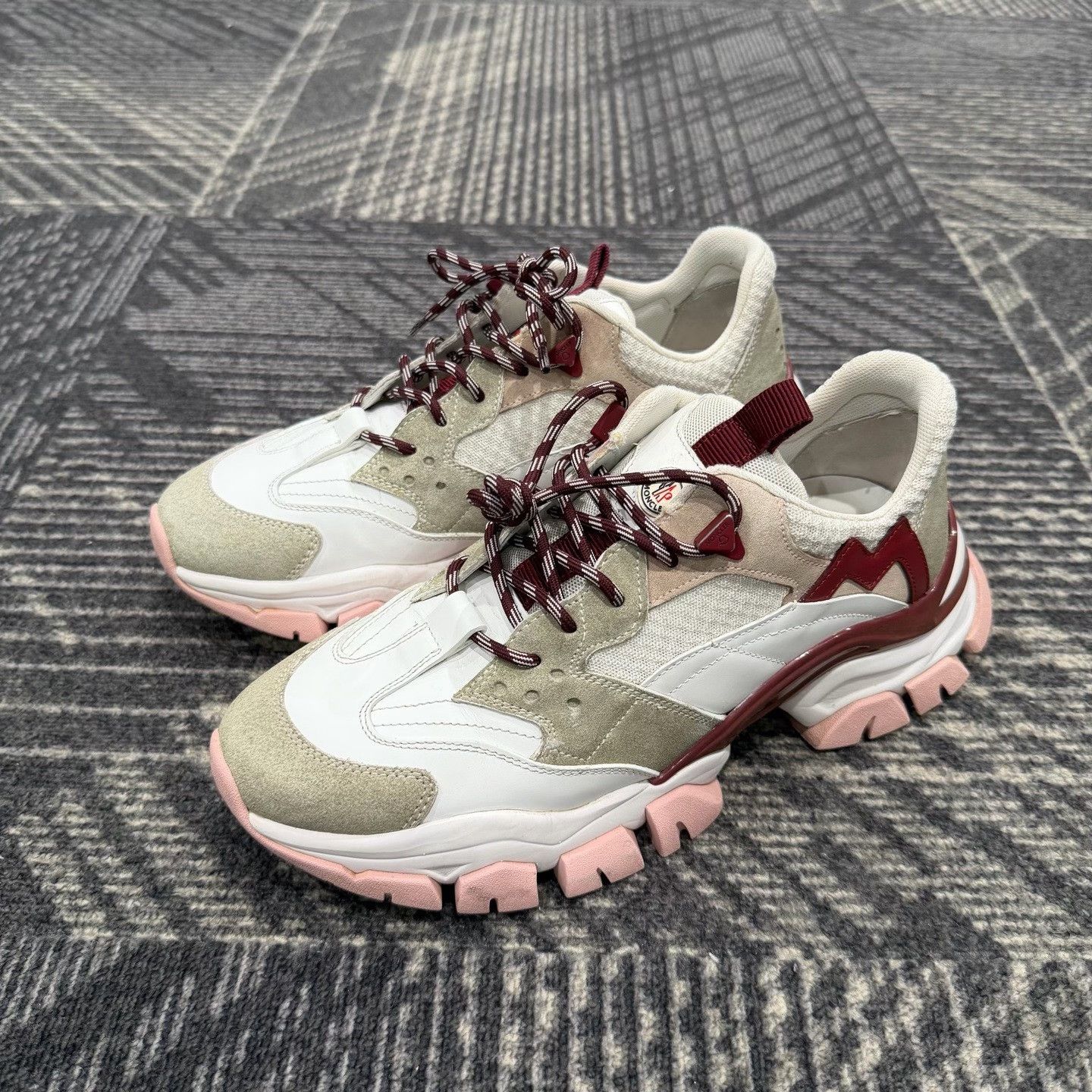 Moncler Moncler Leave No Trace Sneakers EU 39 Size US 6 / EU 39 - 2 Thumbnail