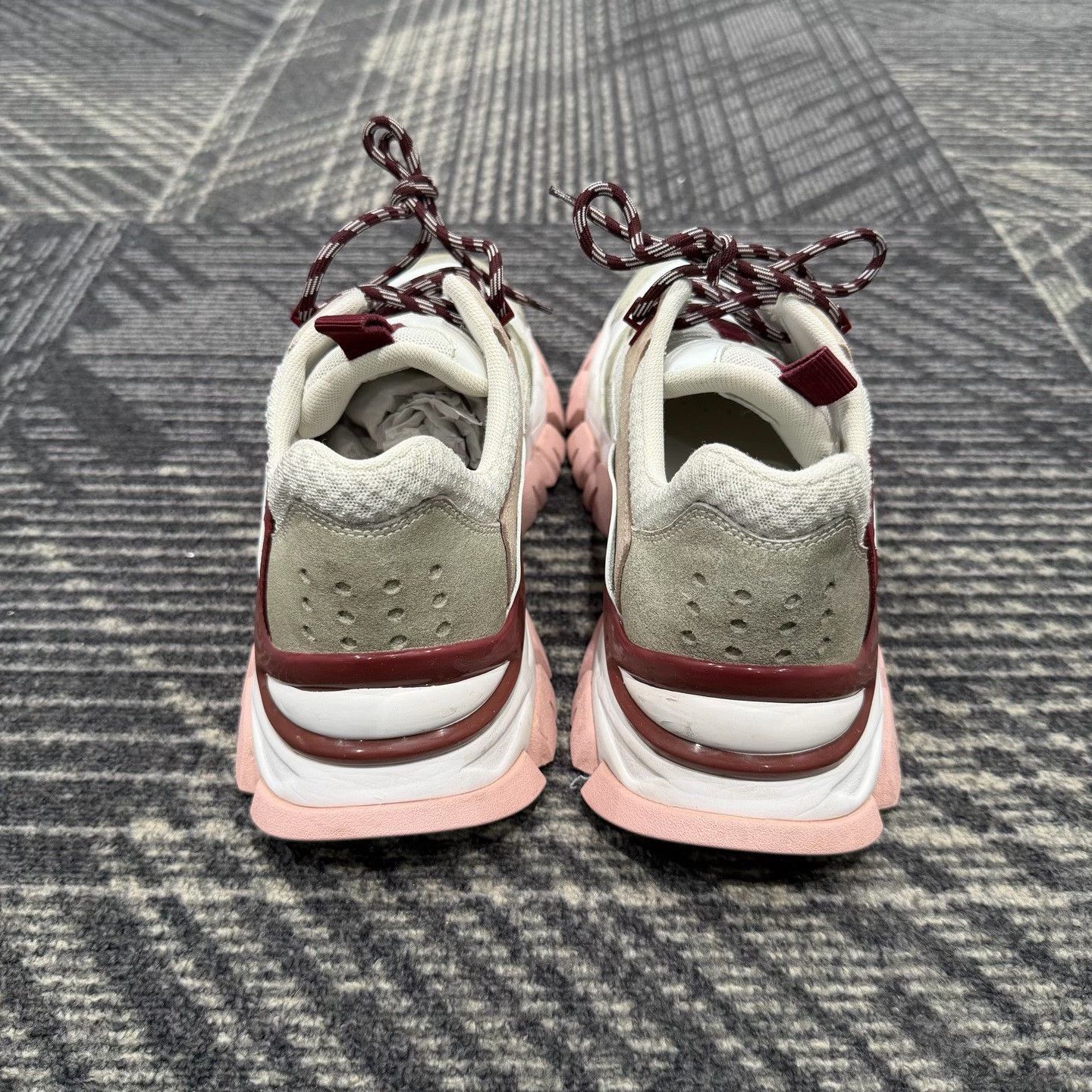 Moncler Moncler Leave No Trace Sneakers EU 39 Size US 6 / EU 39 - 4 Thumbnail
