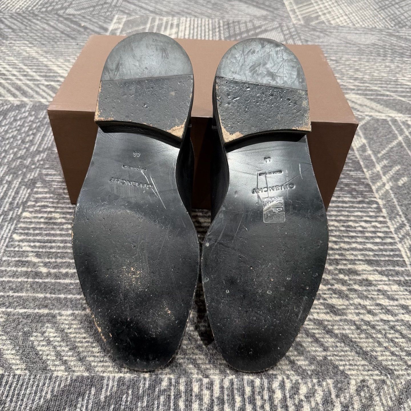 Givenchy Givenchy Black Leather Oxford Shoes EU 44 Size US 11 / EU 44 - 8 Thumbnail