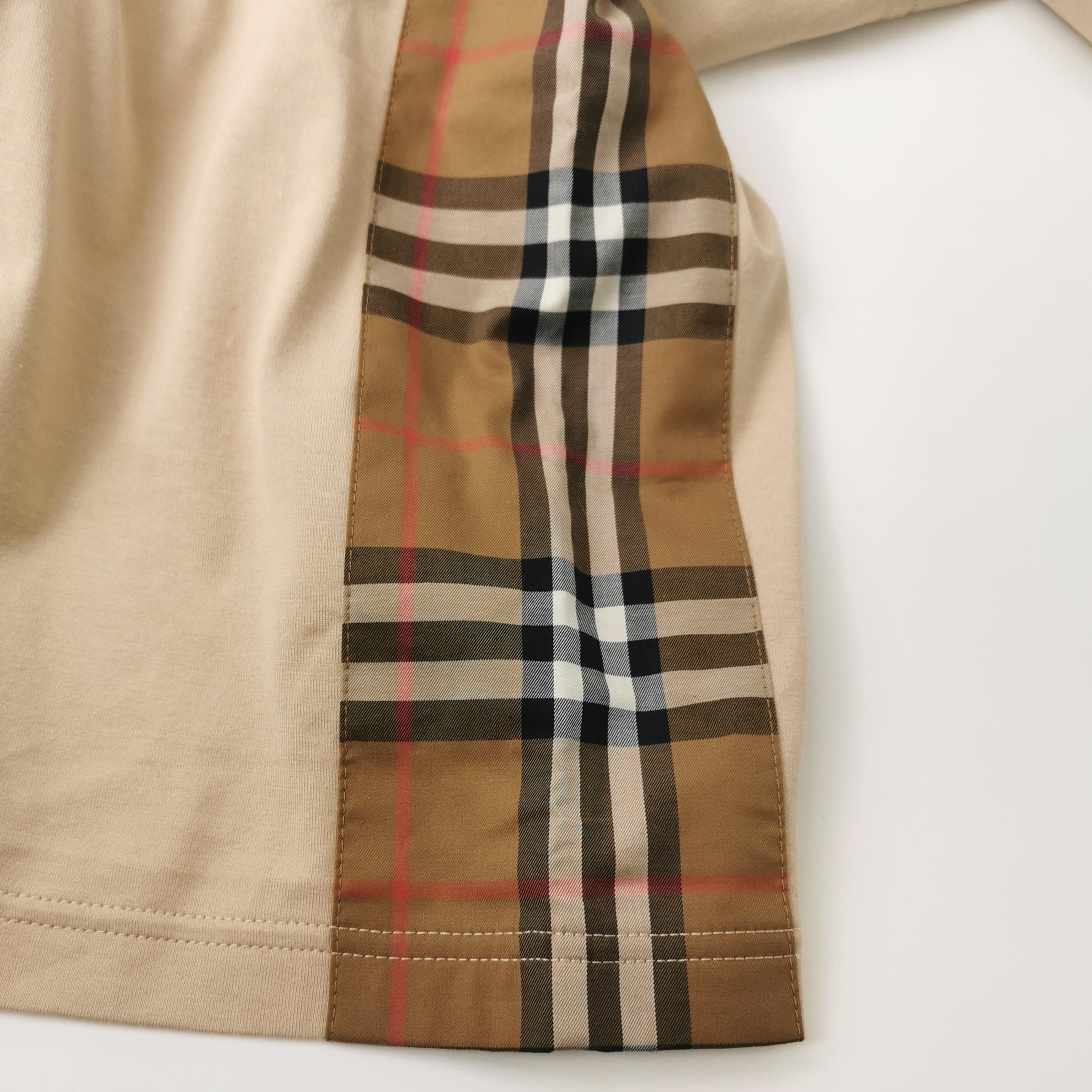 Burberry Burberry Women l Short Sleeve Shirts Size L / US 10 / IT 46 - 3 Thumbnail