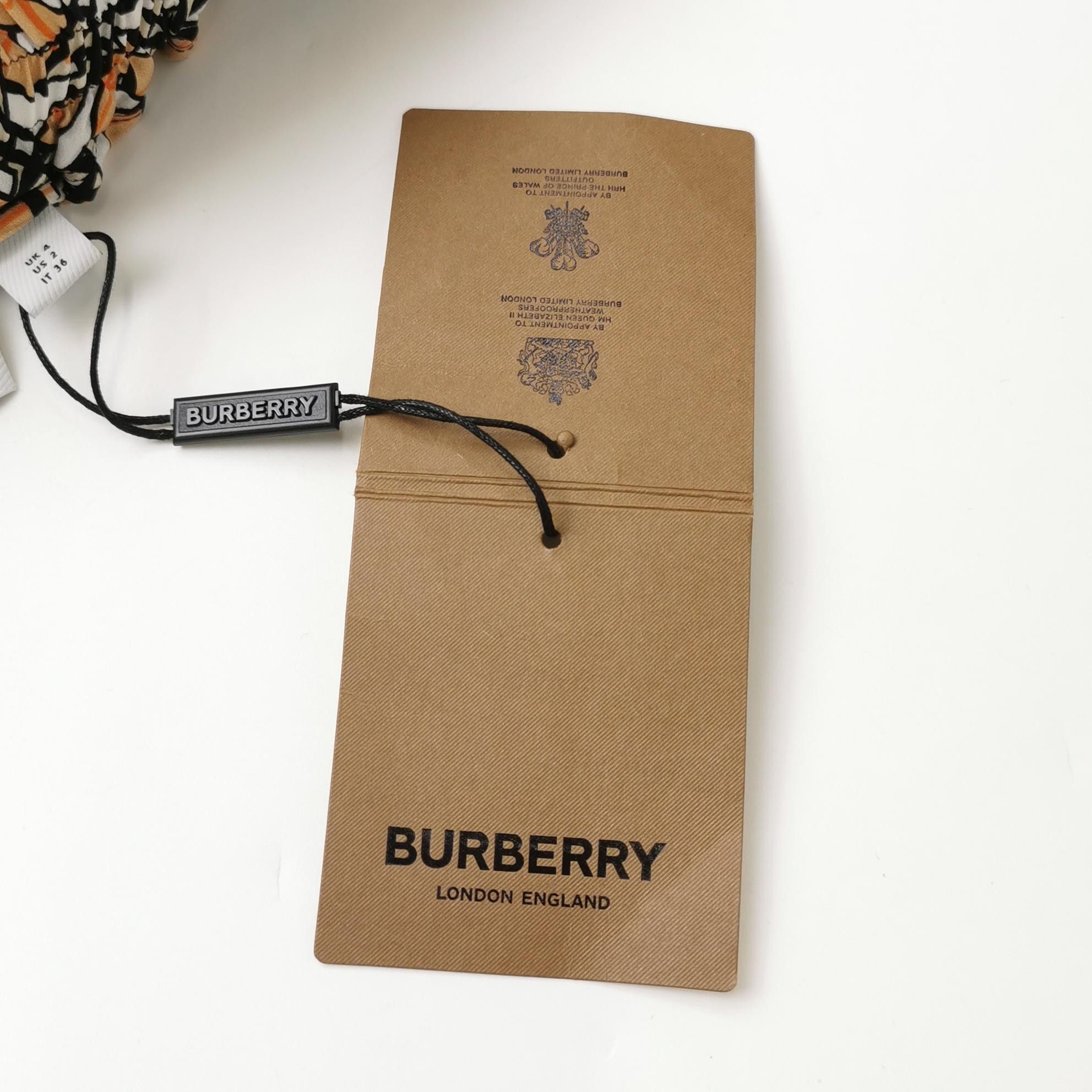 Burberry Burberry Women 2 Shorts Size 26" / US 2 / IT 38 - 4 Thumbnail
