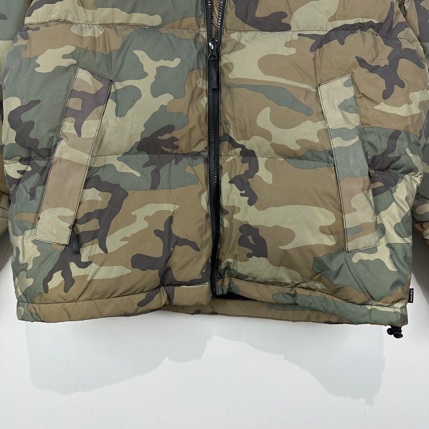 Supreme Supreme Camo Puffer Jacket Size S Size US S / EU 44-46 / 1 - 5 Thumbnail