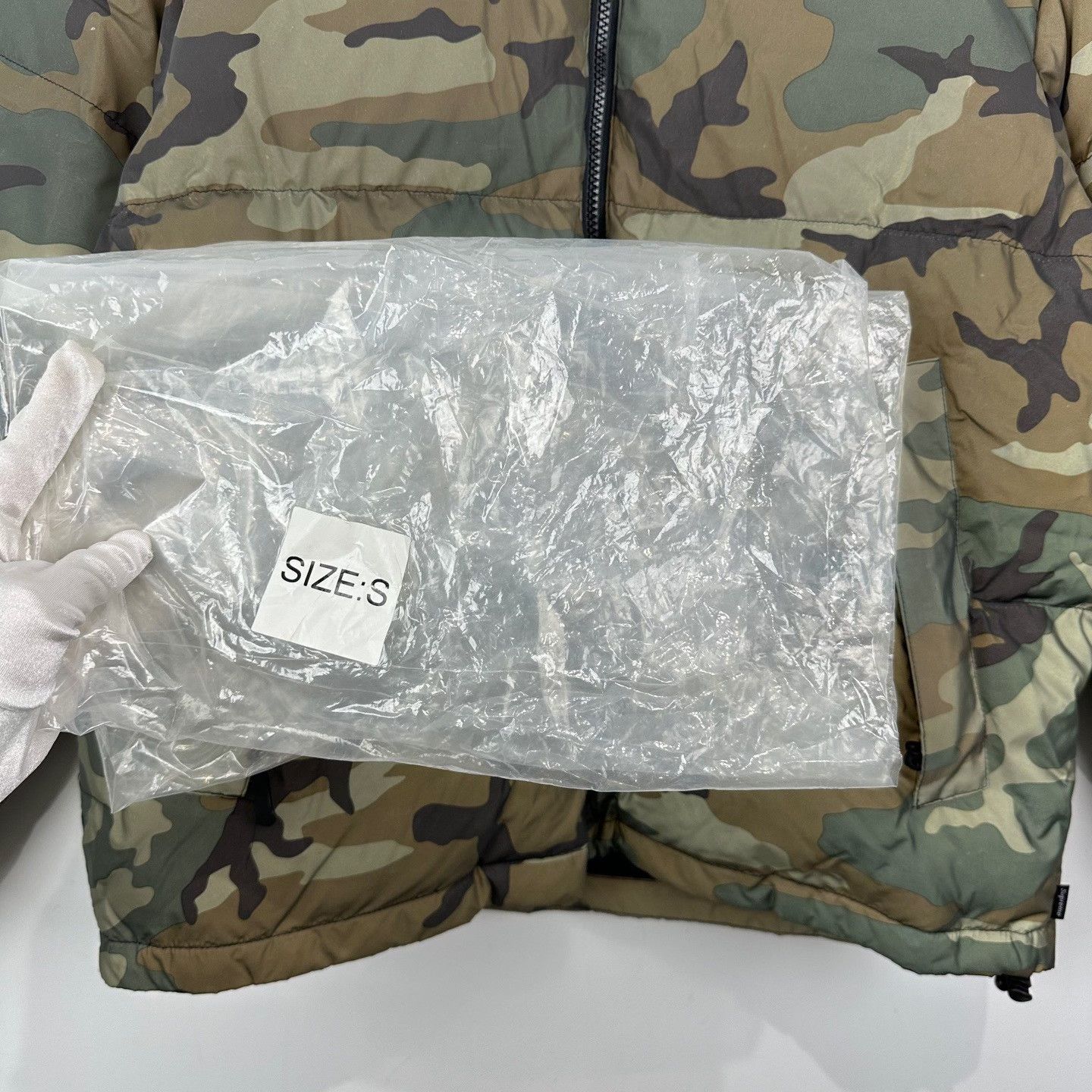 Supreme Supreme Camo Puffer Jacket Size S Size US S / EU 44-46 / 1 - 7 Thumbnail