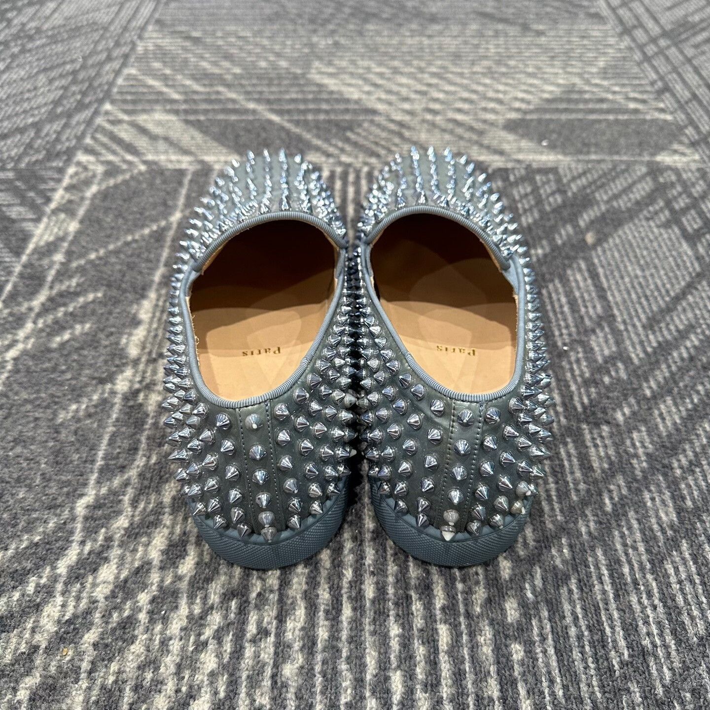 Christian Louboutin Christian Louboutin Studded Gray Slip Ons 42.5 Size US 9.5 / EU 42-43 - 4 Thumbnail