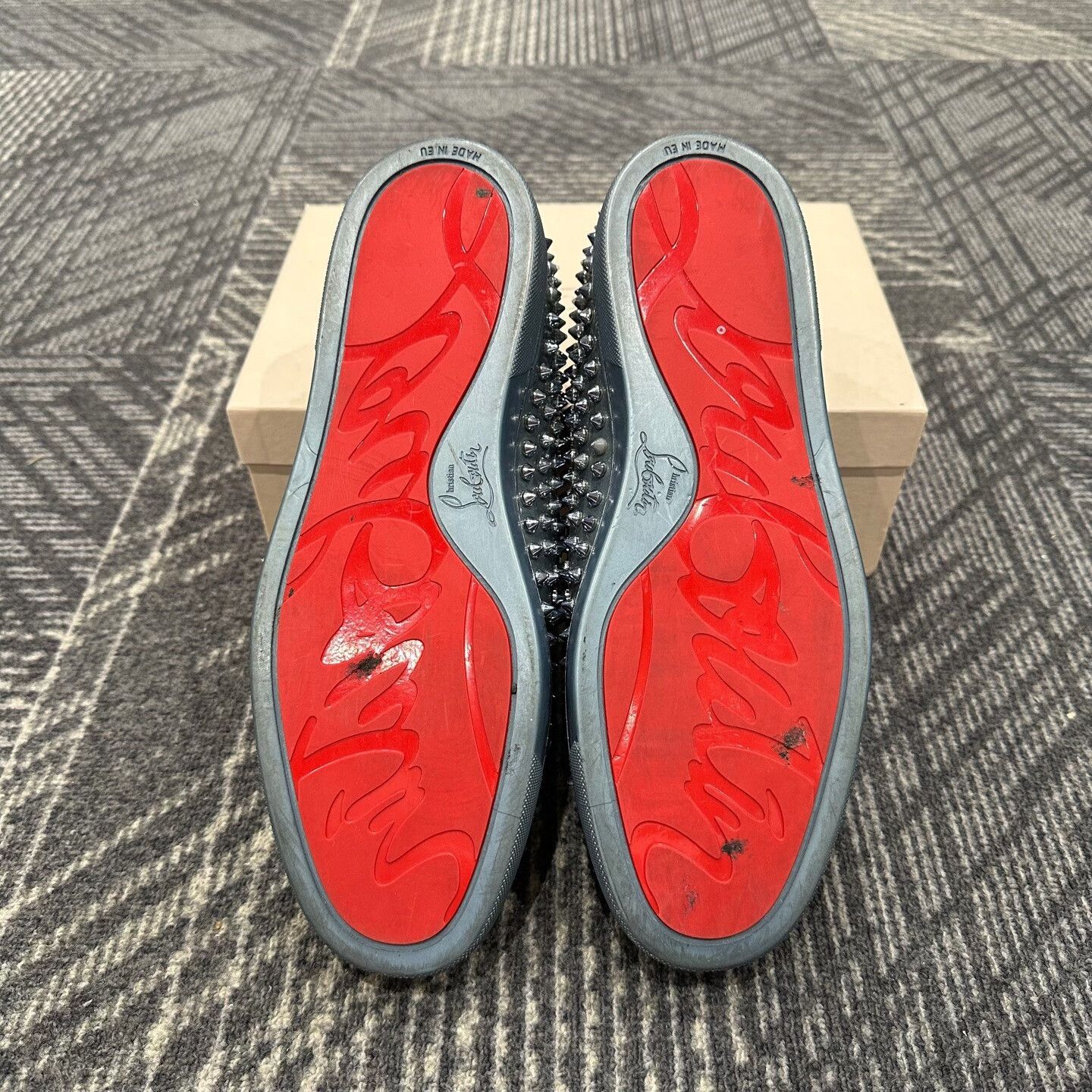 Christian Louboutin Christian Louboutin Studded Gray Slip Ons 42.5 Size US 9.5 / EU 42-43 - 7 Thumbnail