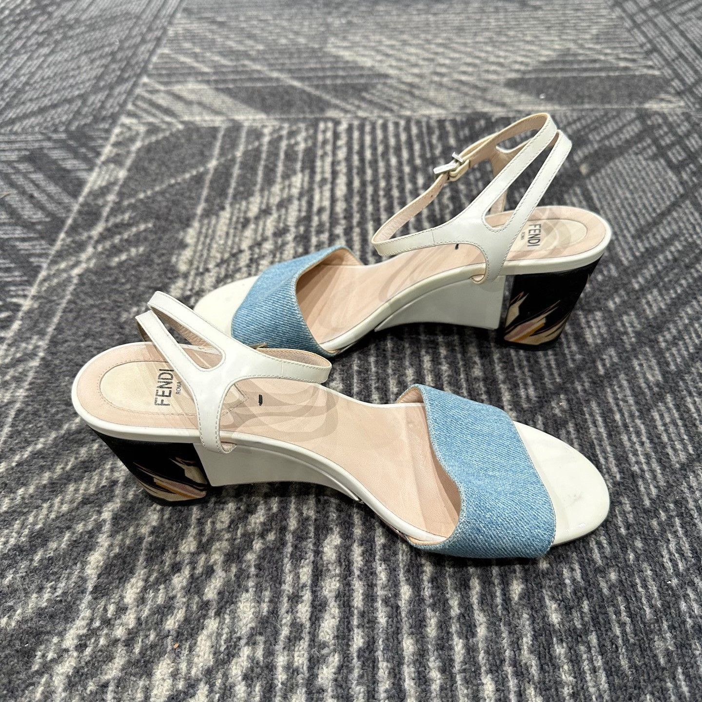 Fendi Fendi Denim Strap Sandals 37 Size US 7 / IT 37 - 6 Thumbnail