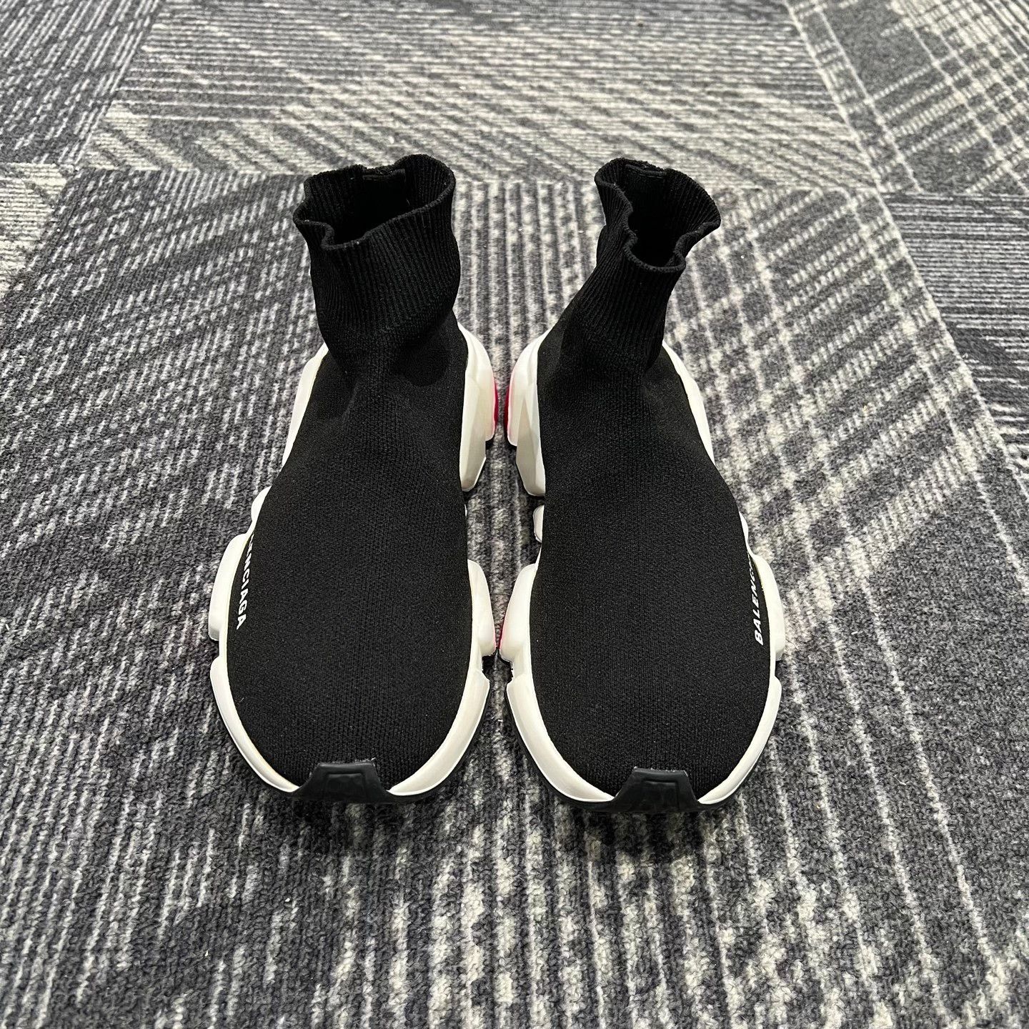 Balenciaga Balenciaga Pink Accent Speed Trainer Sneakers 37 Size US 7 / IT 37 - 3 Thumbnail