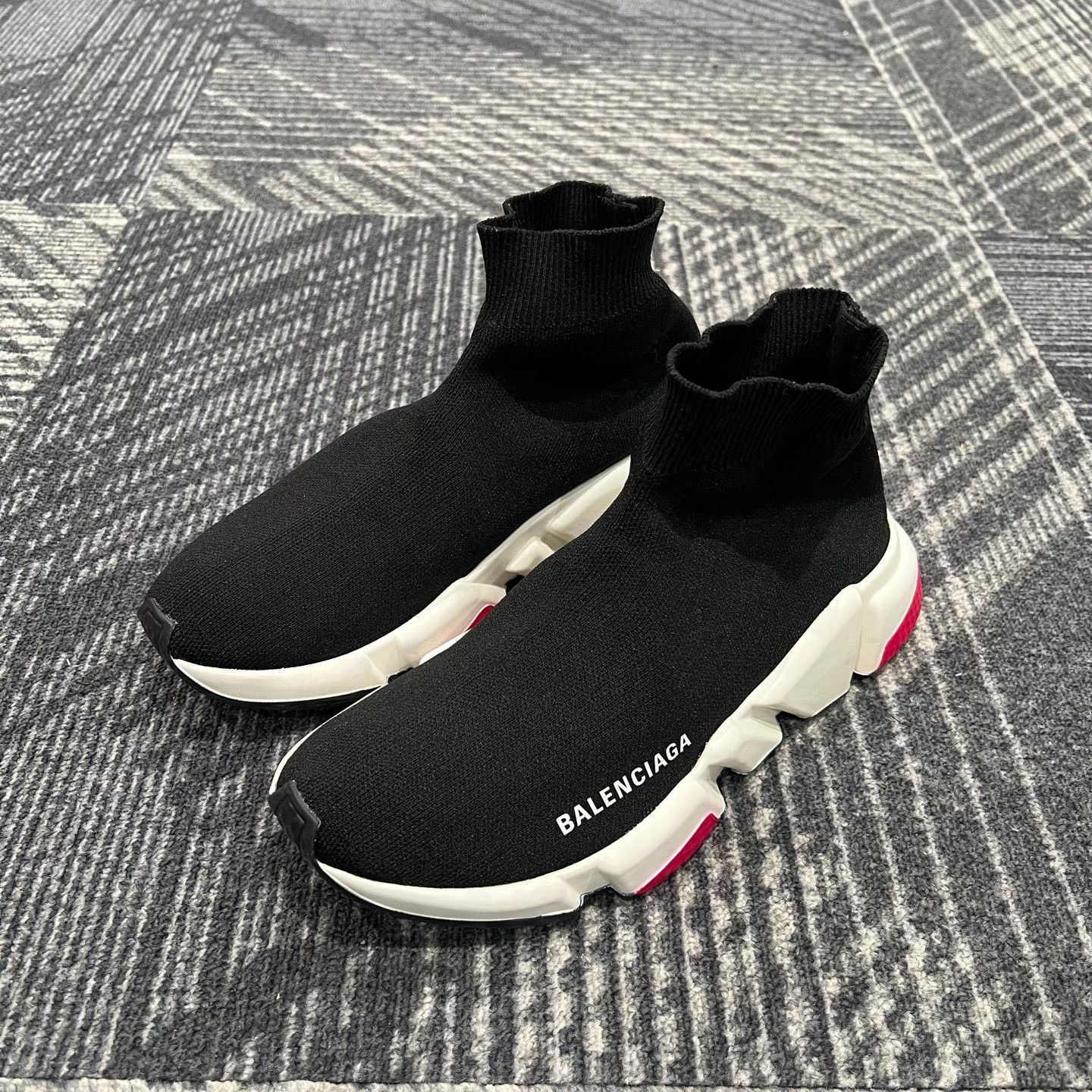 Balenciaga Balenciaga Pink Accent Speed Trainer Sneakers 37 Size US 7 / IT 37 - 2 Thumbnail