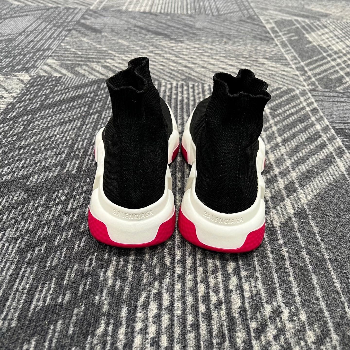 Balenciaga Balenciaga Pink Accent Speed Trainer Sneakers 37 Size US 7 / IT 37 - 4 Thumbnail