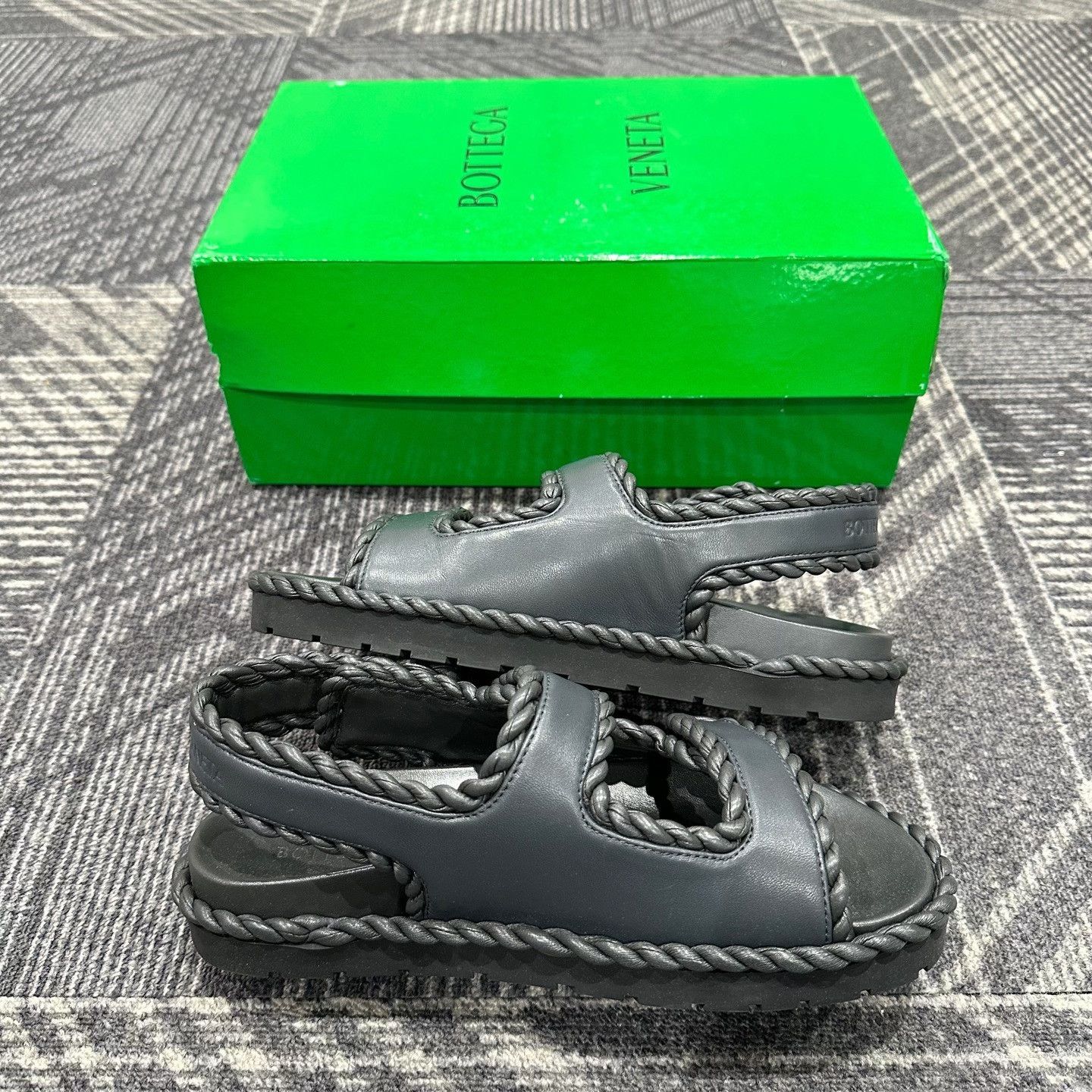 Bottega Veneta Bottega Veneta Braided Leather Sandals EU 39 Size US 6 / EU 39 - 6 Thumbnail