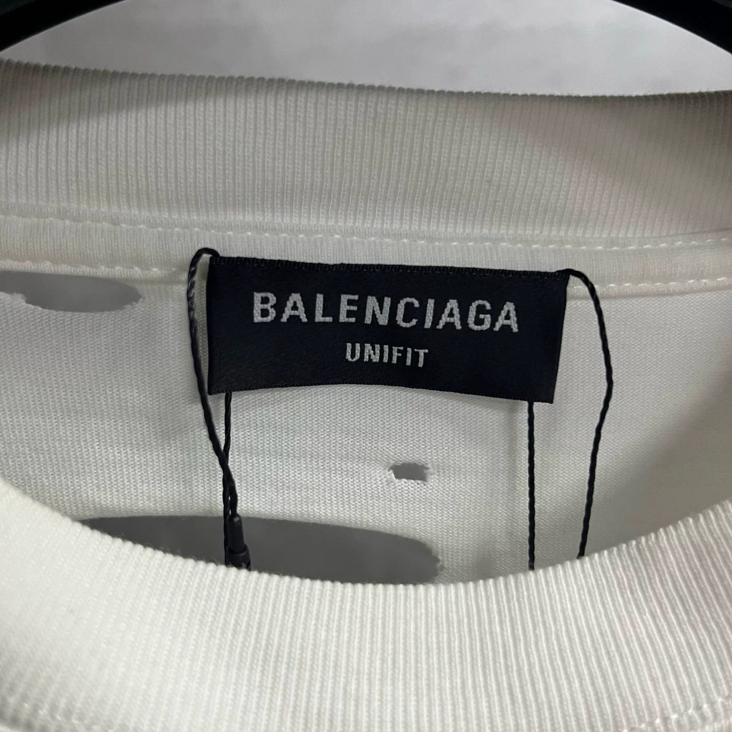 Balenciaga Balenciaga Destroyed Logo T-Shirt XXS Size US XXS / EU 40 - 3 Thumbnail