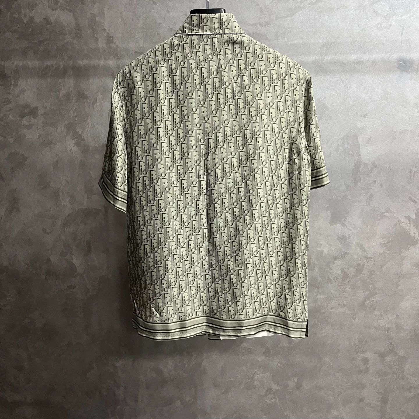 Dior Dior Oblique Silk Short Sleeve Shirt Size 37 Size US S / EU 44-46 / 1 - 6 Thumbnail