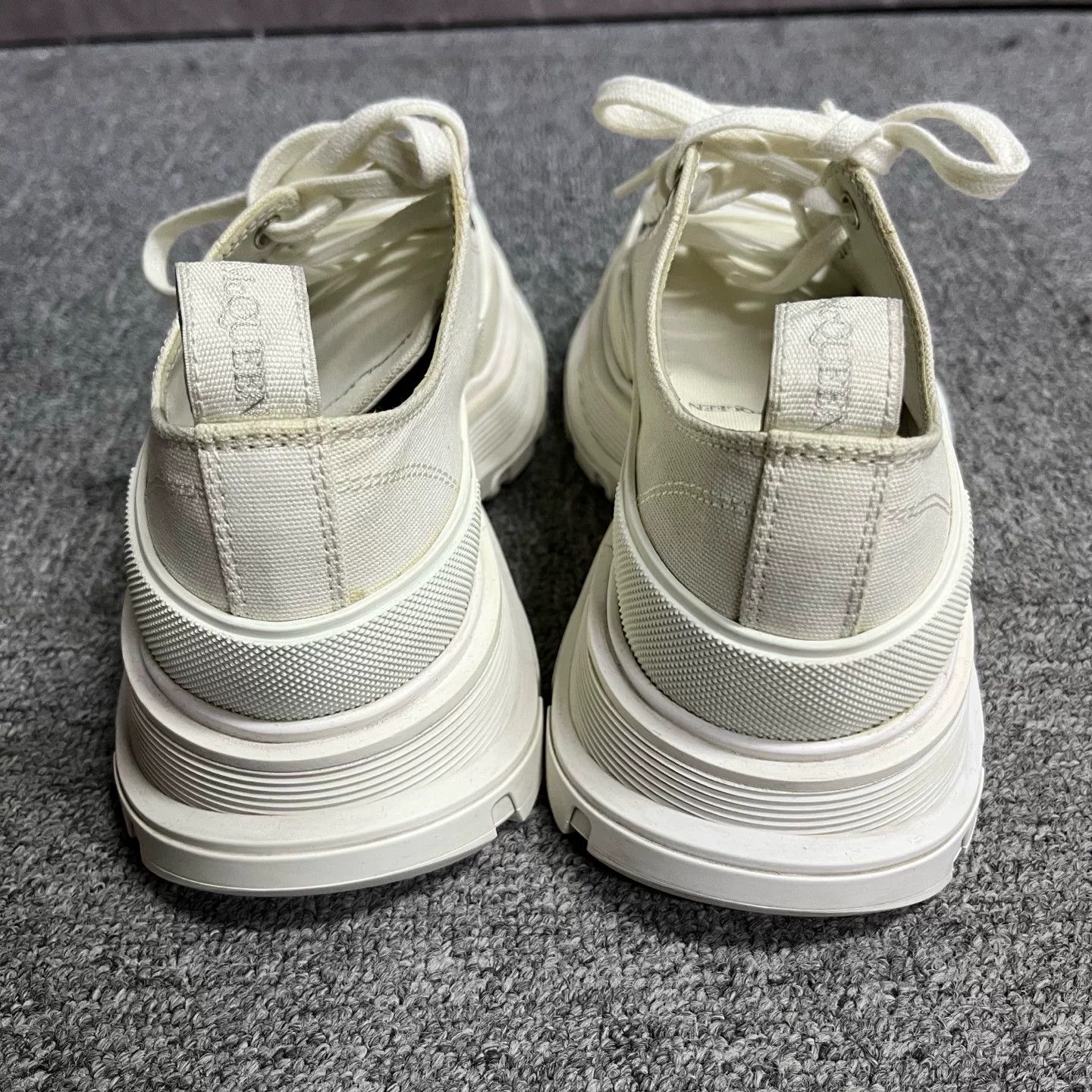 Alexander McQueen Alexander McQueen White Tread Slick Sneakers 36 Size US 6 / IT 36 - 4 Thumbnail