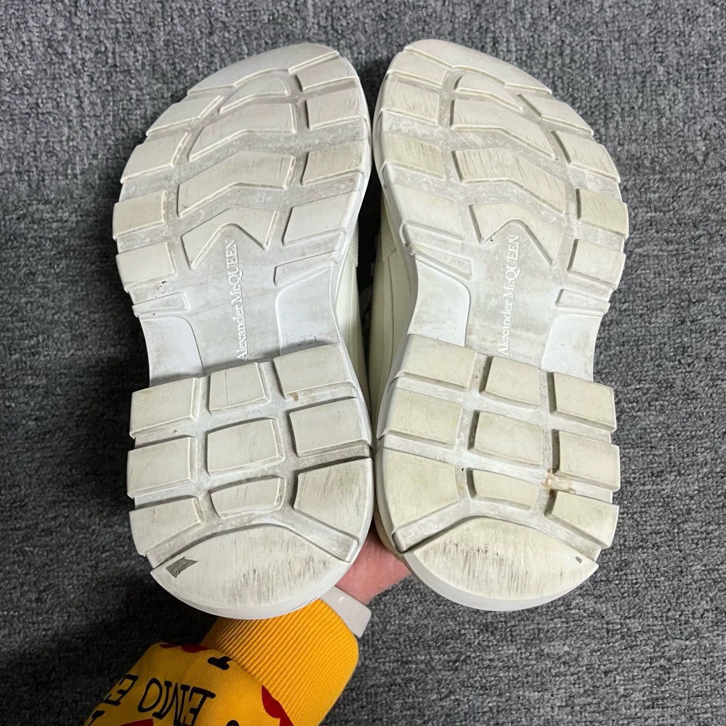 Alexander McQueen Alexander McQueen White Tread Slick Sneakers 36 Size US 6 / IT 36 - 5 Thumbnail