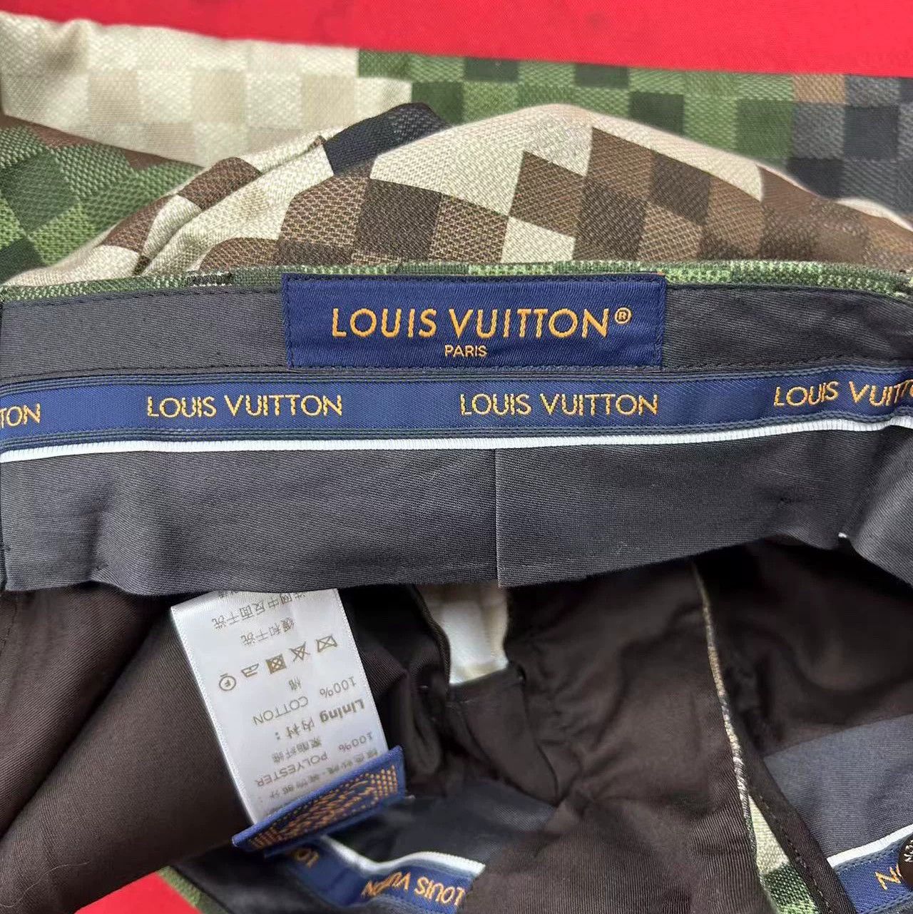 Louis Vuitton Louis Vuitton Pharrell Damoflage Pixel Camo Trousers 44 Size US 28 / EU 44 - 6 Thumbnail