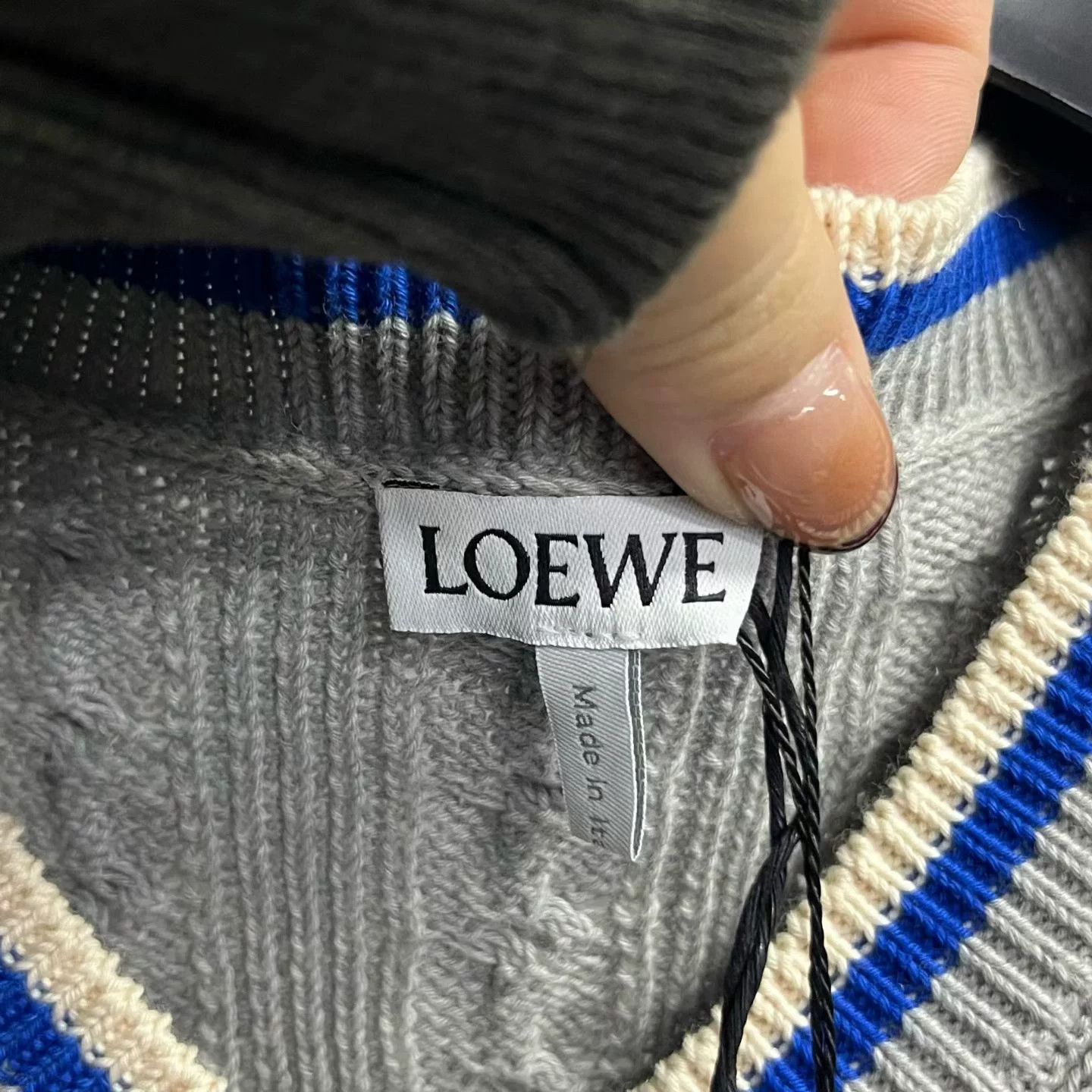Loewe Loewe Cable Knit Striped V-Neck Vest Size M Size US M / EU 48-50 / 2 - 3 Thumbnail