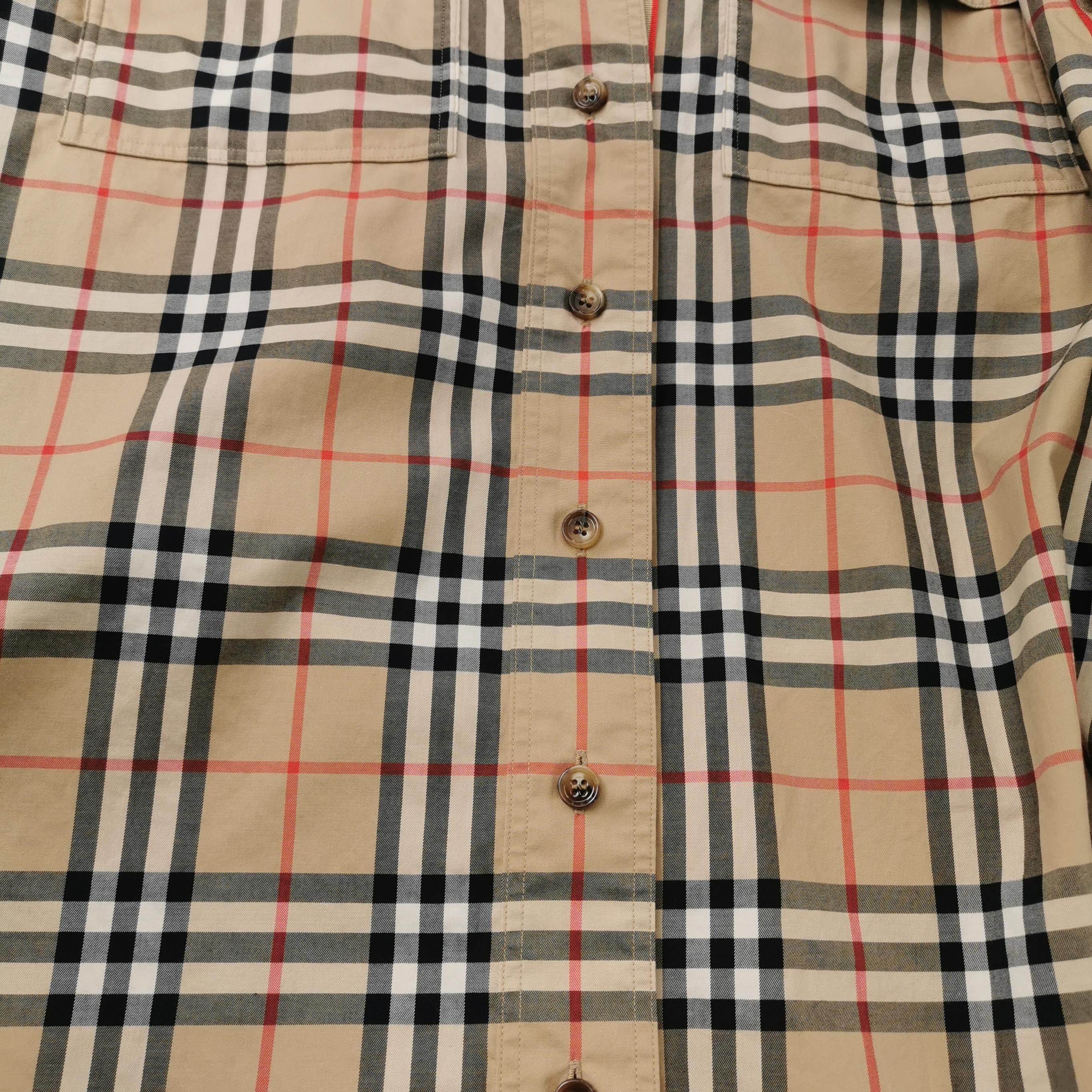 Burberry Burberry Women 2 Button Ups Size XS / US 0-2 / IT 36-38 - 3 Thumbnail