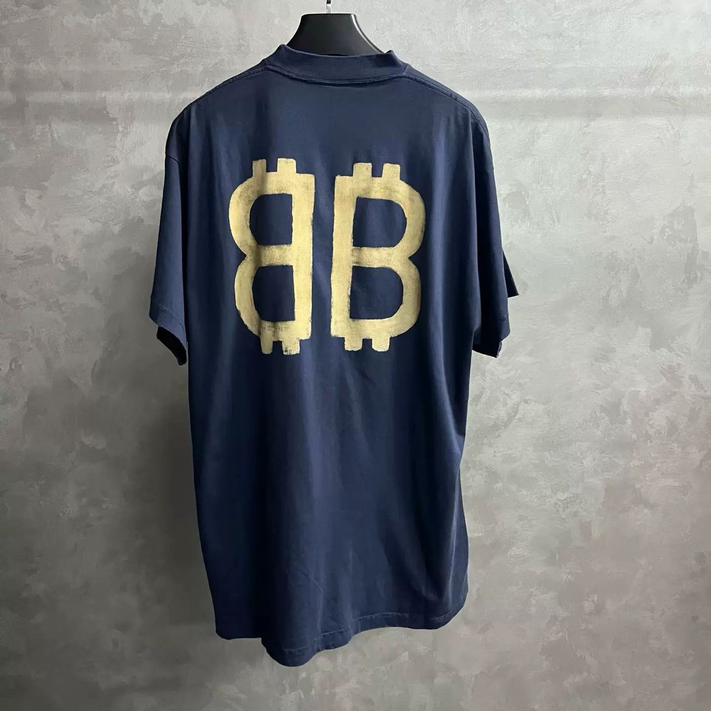 Balenciaga Balenciaga Crypto Logo Print T-Shirt Size 2 Size US M / EU 48-50 / 2 - 6 Thumbnail