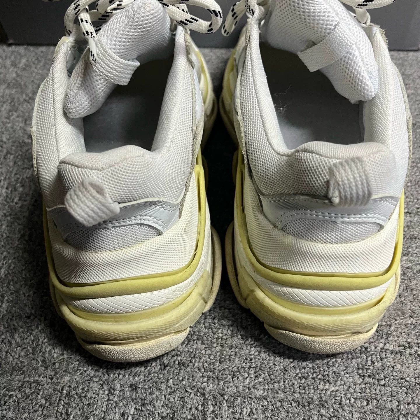 Balenciaga Balenciaga Distressed Triple S Sneakers 35 Size US 4 / IT 34 - 5 Thumbnail