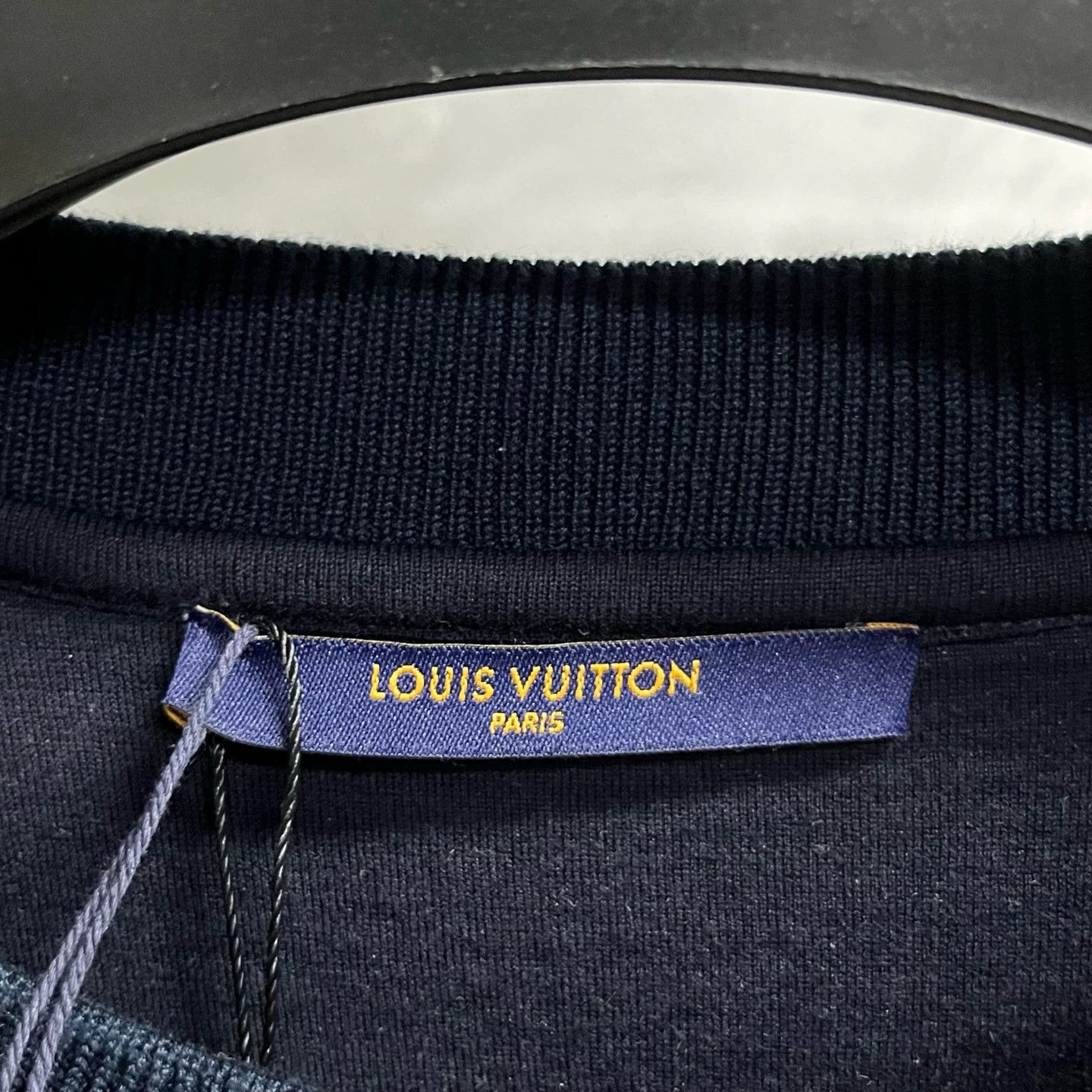 Louis Vuitton Louis Vuitton Monogram Gradient Sweatshirt US XL Size US XL / EU 56 / 4 - 3 Thumbnail