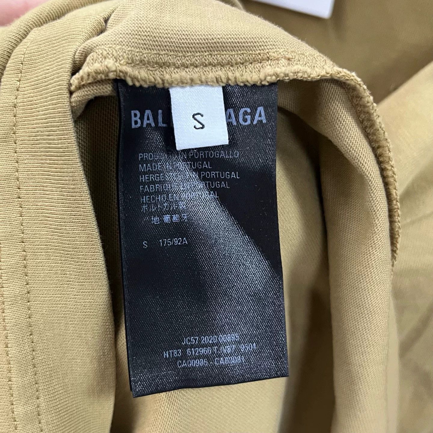 Balenciaga Balenciaga Embroidered Logo T-Shirt S Size US S / EU 44-46 / 1 - 5 Thumbnail