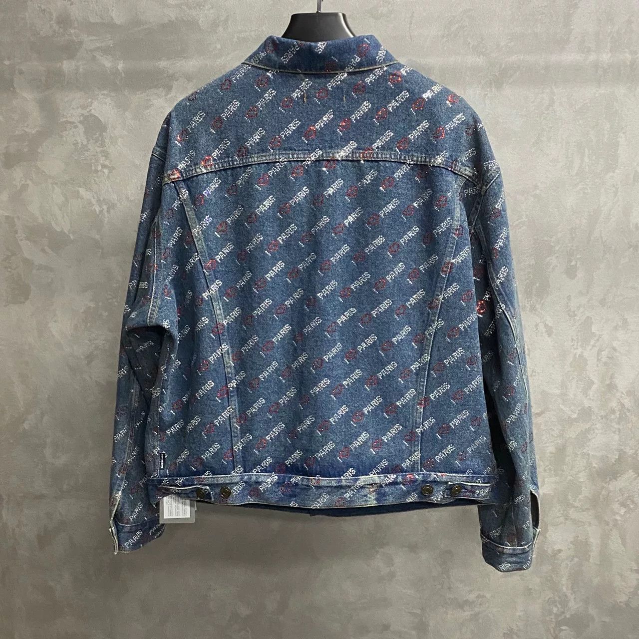 Balenciaga Balenciaga I Love Paris Strass Denim Jacket 36 Size XS / US 0-2 / IT 36-38 - 3 Thumbnail