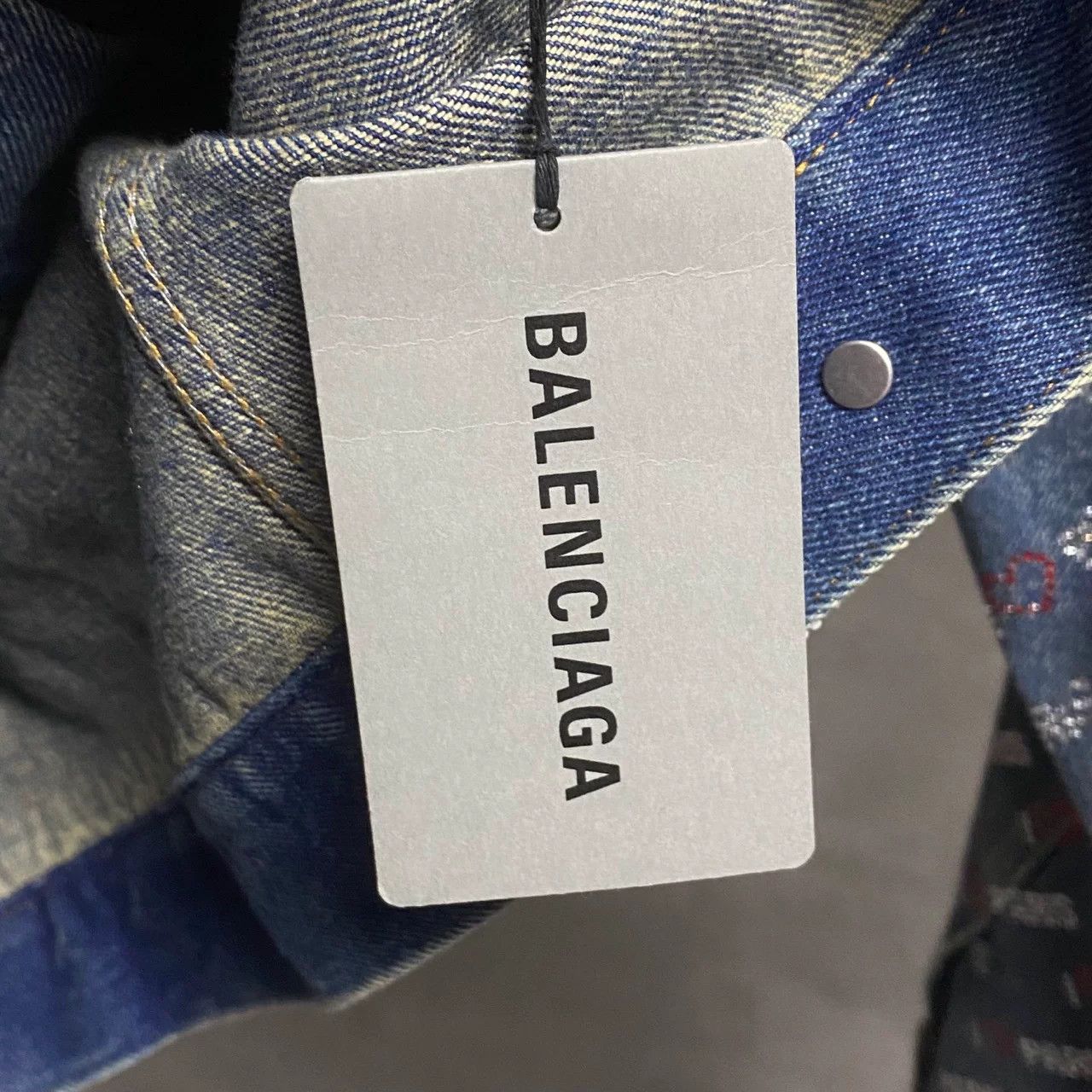 Balenciaga Balenciaga I Love Paris Strass Denim Jacket 36 Size XS / US 0-2 / IT 36-38 - 5 Thumbnail