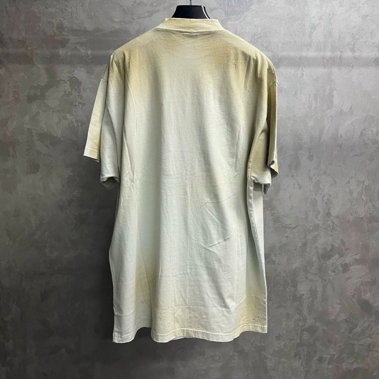 Balenciaga Balenciaga Distressed Embroidered Logo T-Shirt Size 2 Size US M / EU 48-50 / 2 - 3 Thumbnail