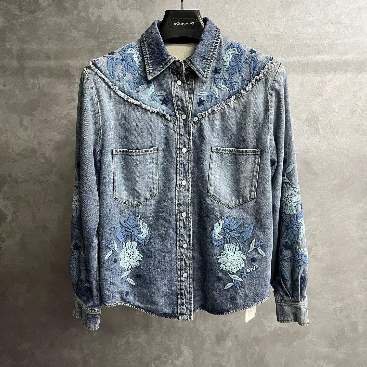 Gucci Gucci Floral Embroidered Denim Jacket IT 40 Size S / US 4 / IT 40 - 2 Thumbnail