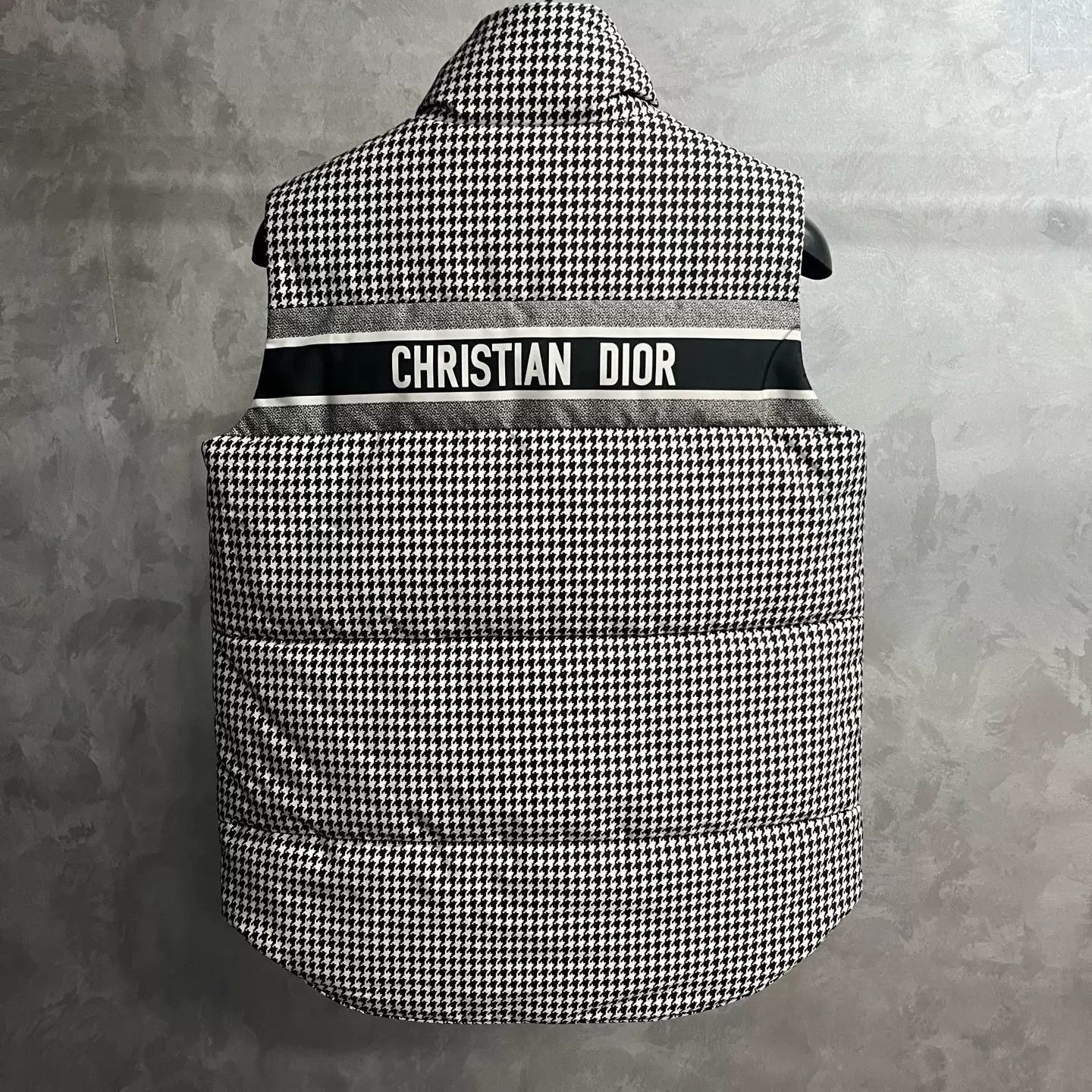 Dior Dior Houndstooth Logo Puffer Vest XS Size US XS / EU 42 / 0 - 6 Thumbnail