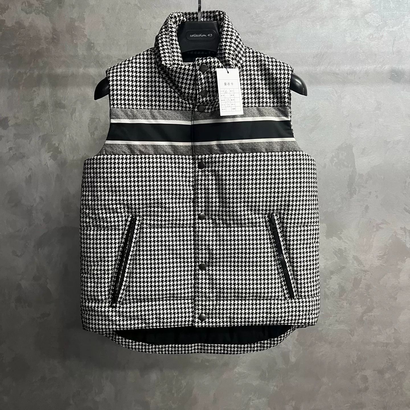 Dior Dior Houndstooth Logo Puffer Vest XS Size US XS / EU 42 / 0 - 2 Thumbnail