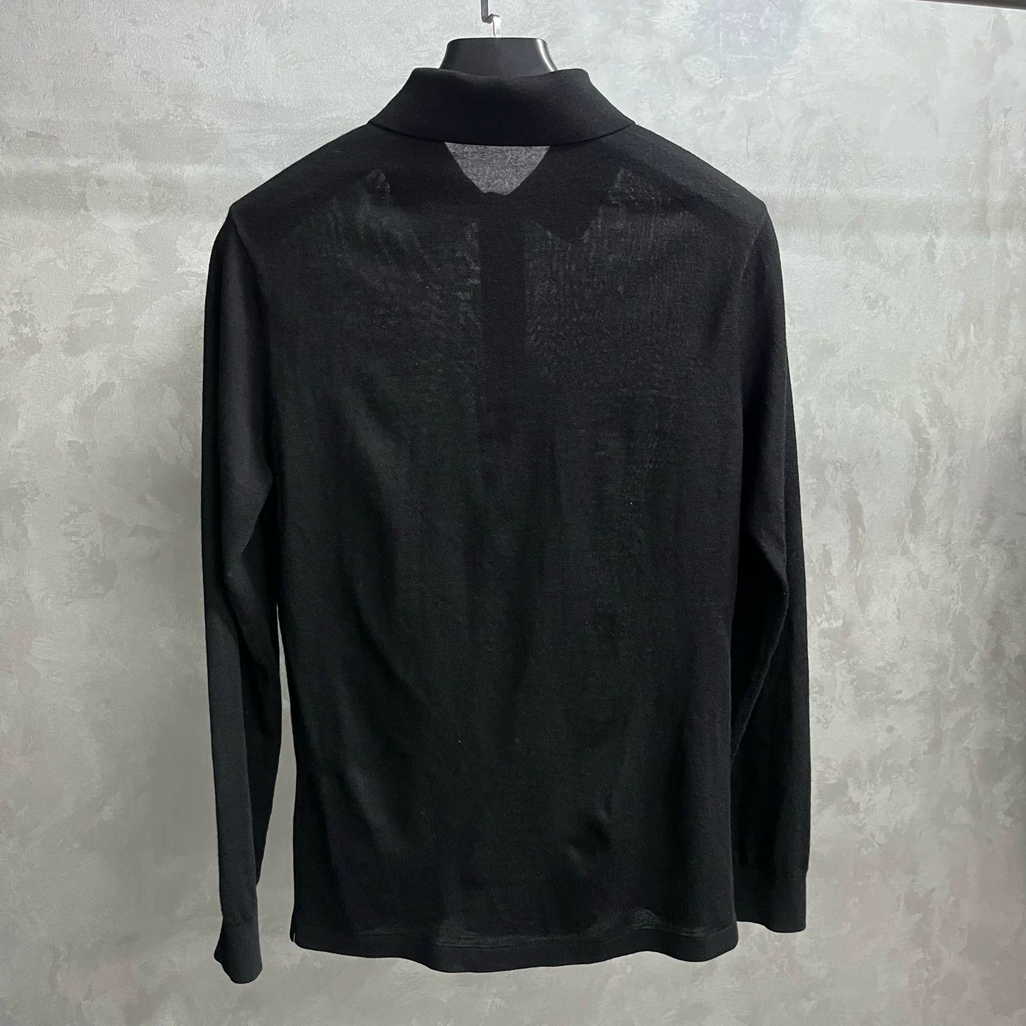 Louis Vuitton Louis Vuitton Wool Blend Knit Polo Size XS Size US XS / EU 42 / 0 - 5 Thumbnail