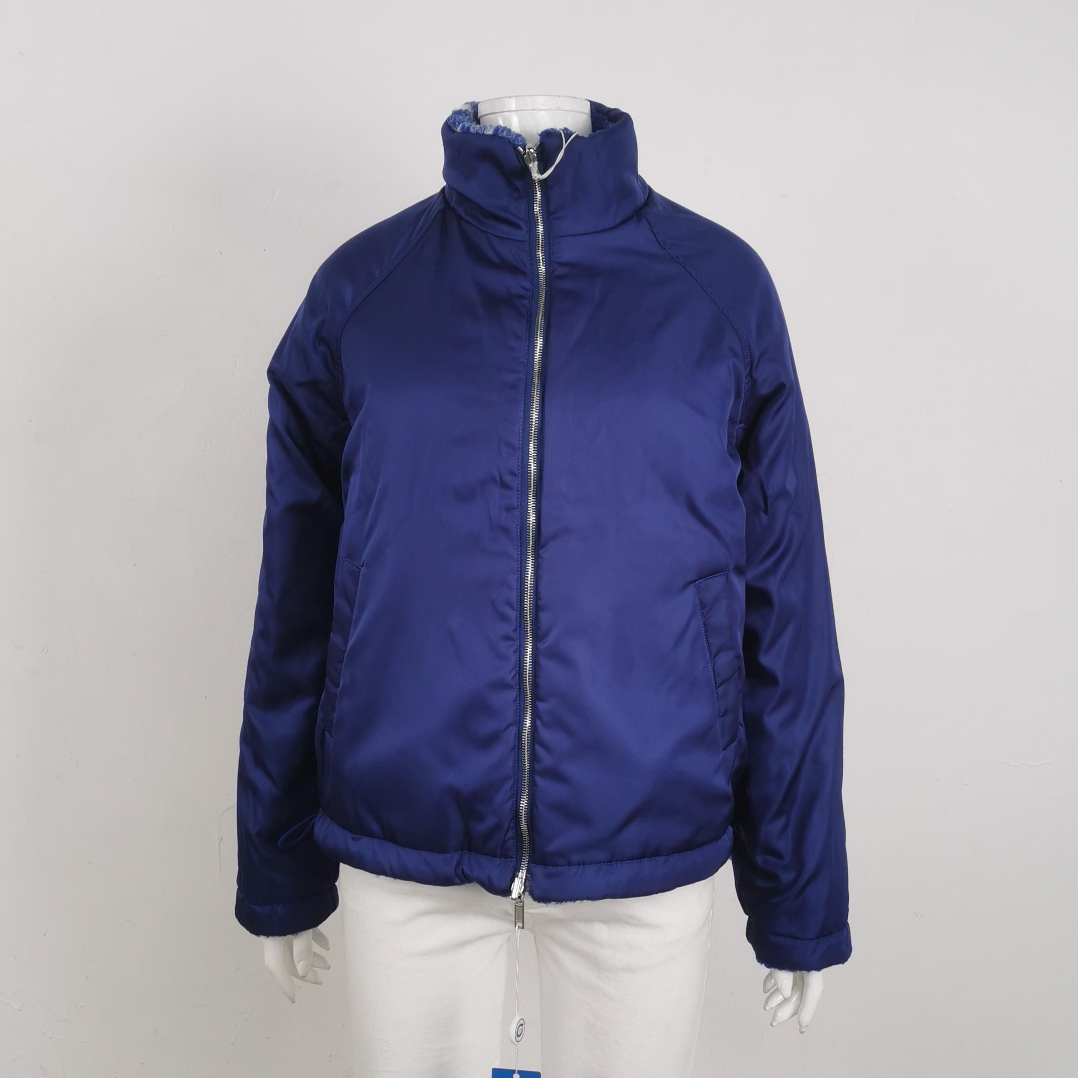 Burberry Burberry Women m Down Jackets Size M / US 6-8 / IT 42-44 - 3 Thumbnail