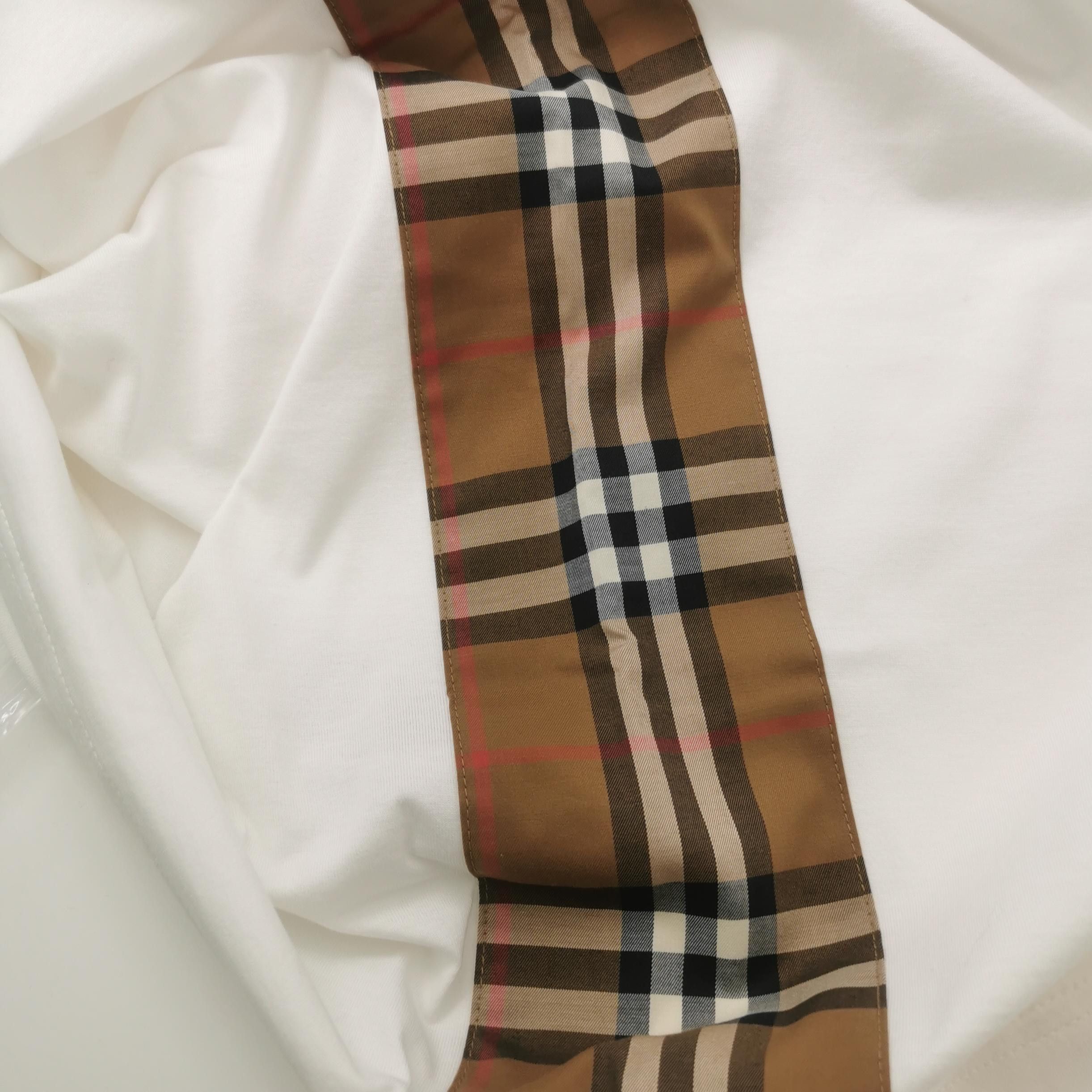 Burberry Burberry Women m Short Sleeve Shirts Size M / US 6-8 / IT 42-44 - 3 Thumbnail