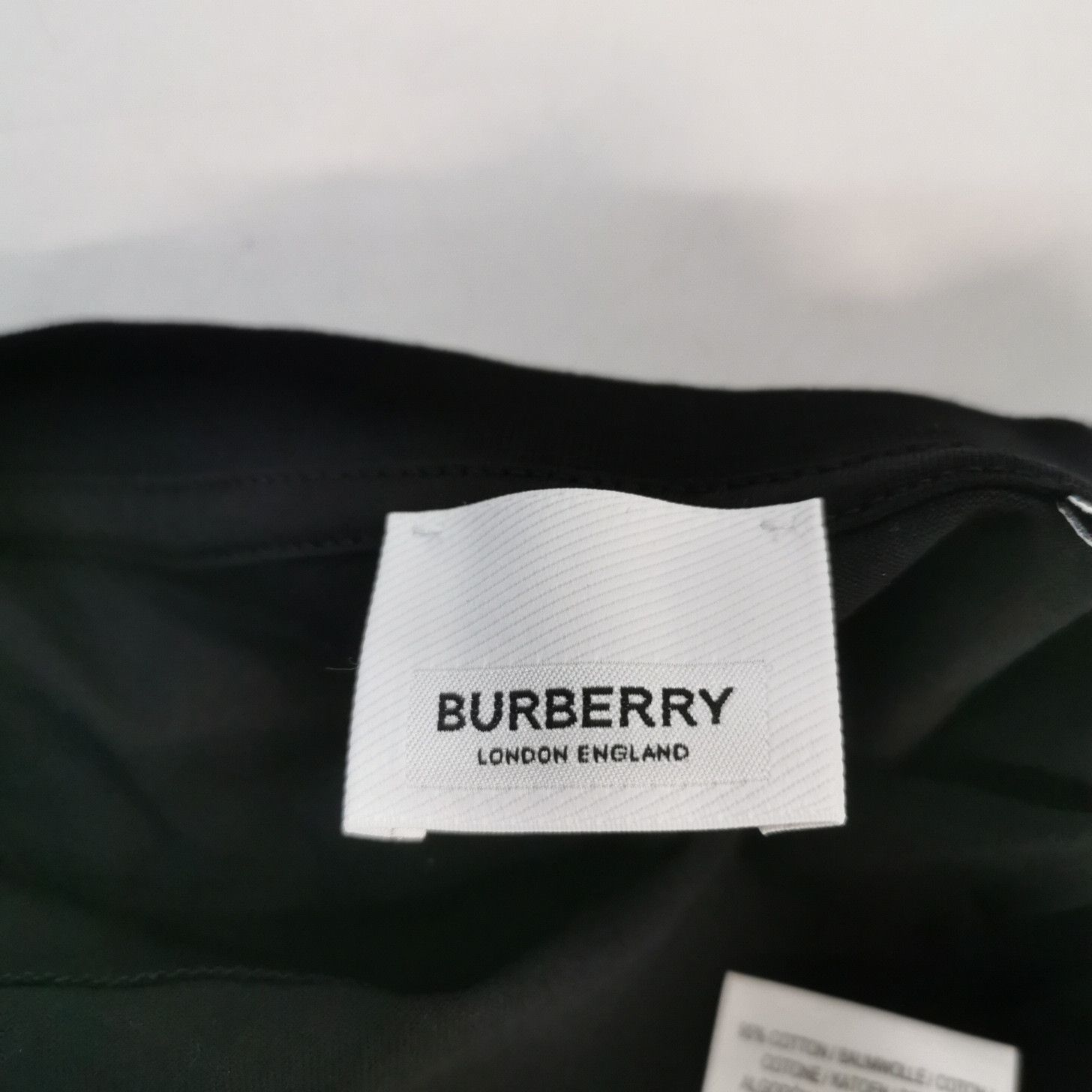 Burberry Burberry Women s Short Sleeve Shirts Size S / US 4 / IT 40 - 5 Thumbnail
