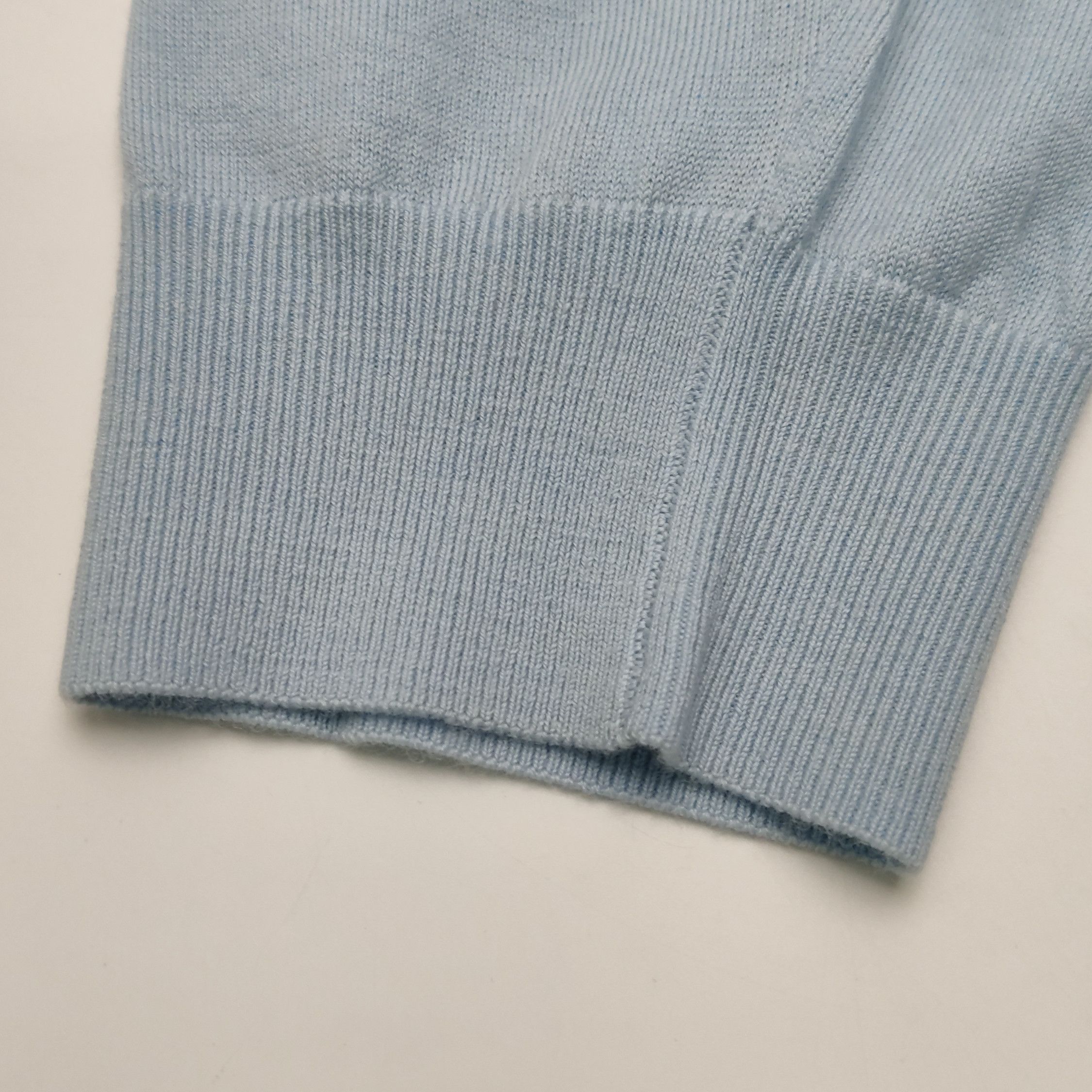 Burberry Burberry Women l Sweaters Size L / US 10 / IT 46 - 8 Thumbnail