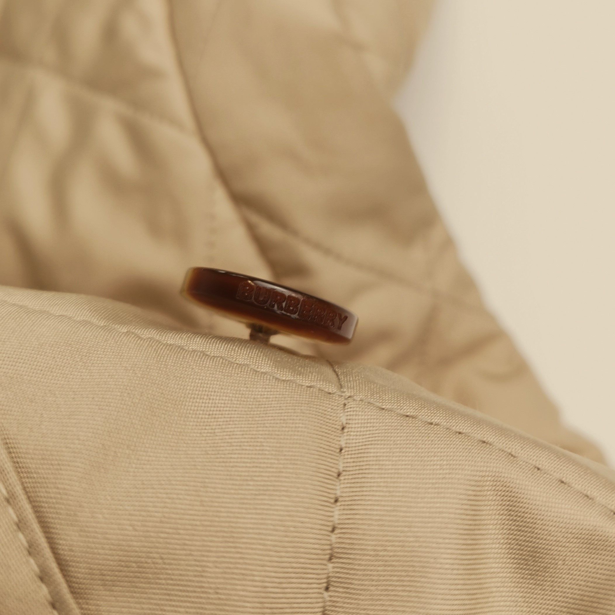 Burberry Burberry Women m Down Jackets Size M / US 6-8 / IT 42-44 - 3 Thumbnail