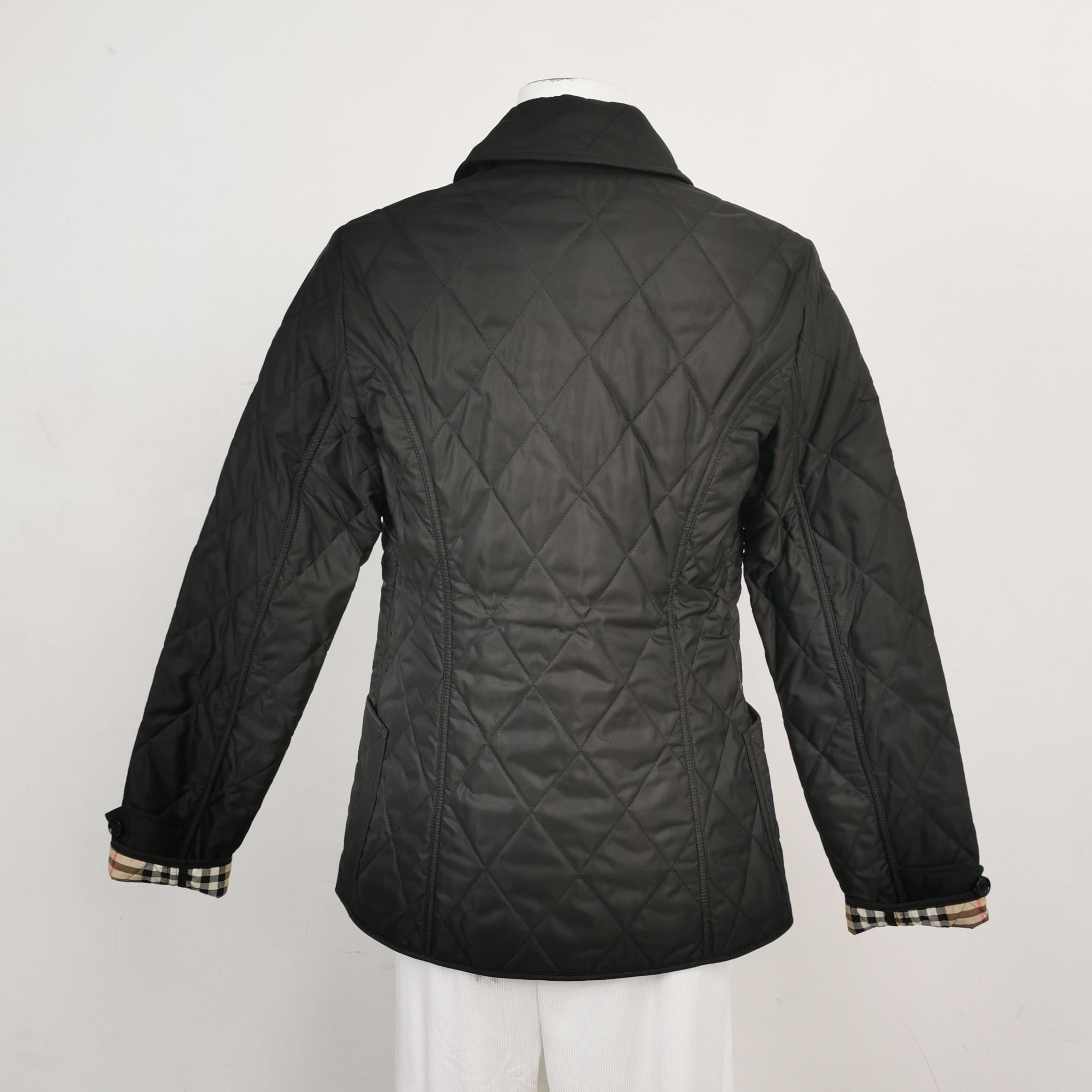 Burberry Burberry Women m Down Jackets Size M / US 6-8 / IT 42-44 - 2 Thumbnail
