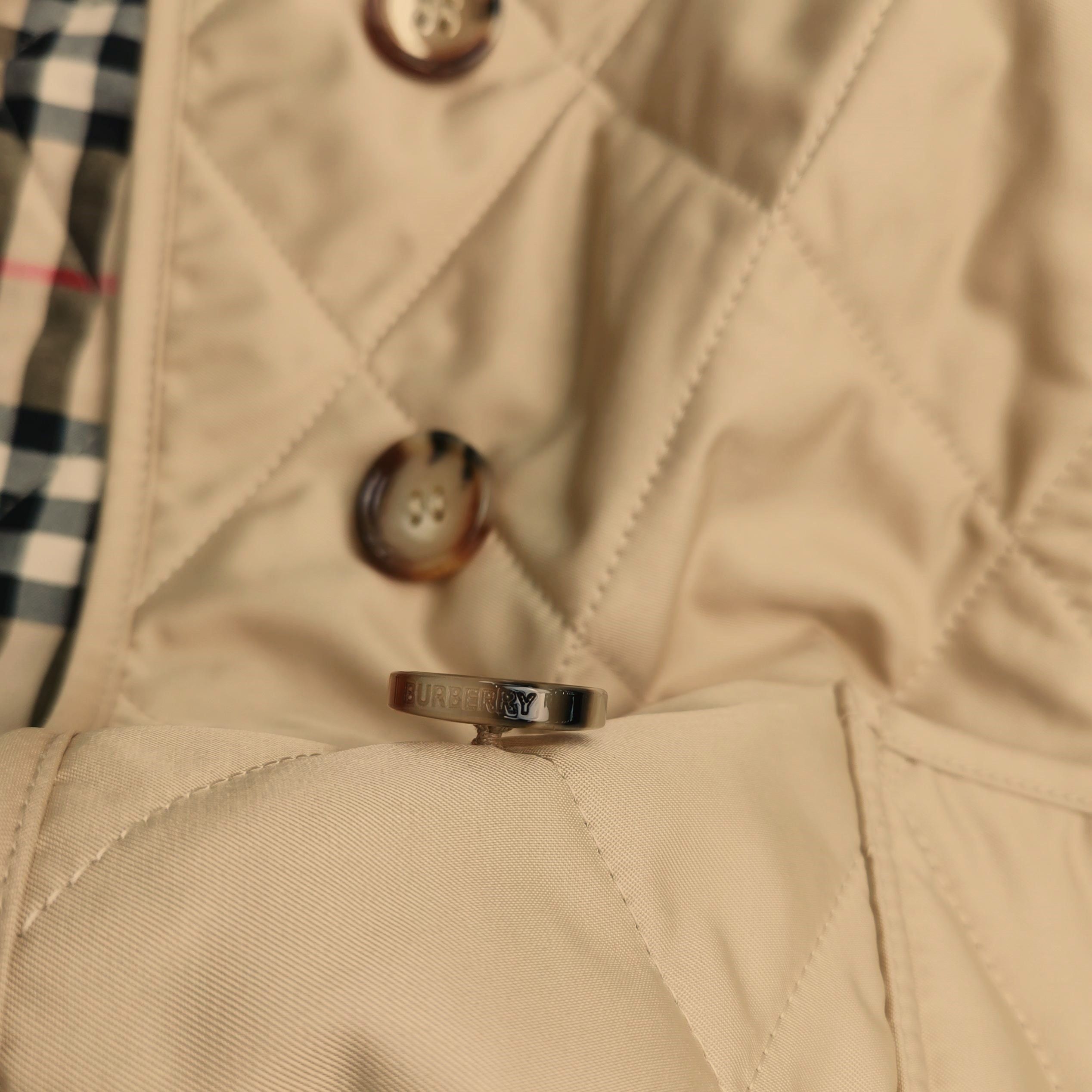 Burberry Burberry Women m Down Jackets Size M / US 6-8 / IT 42-44 - 3 Thumbnail