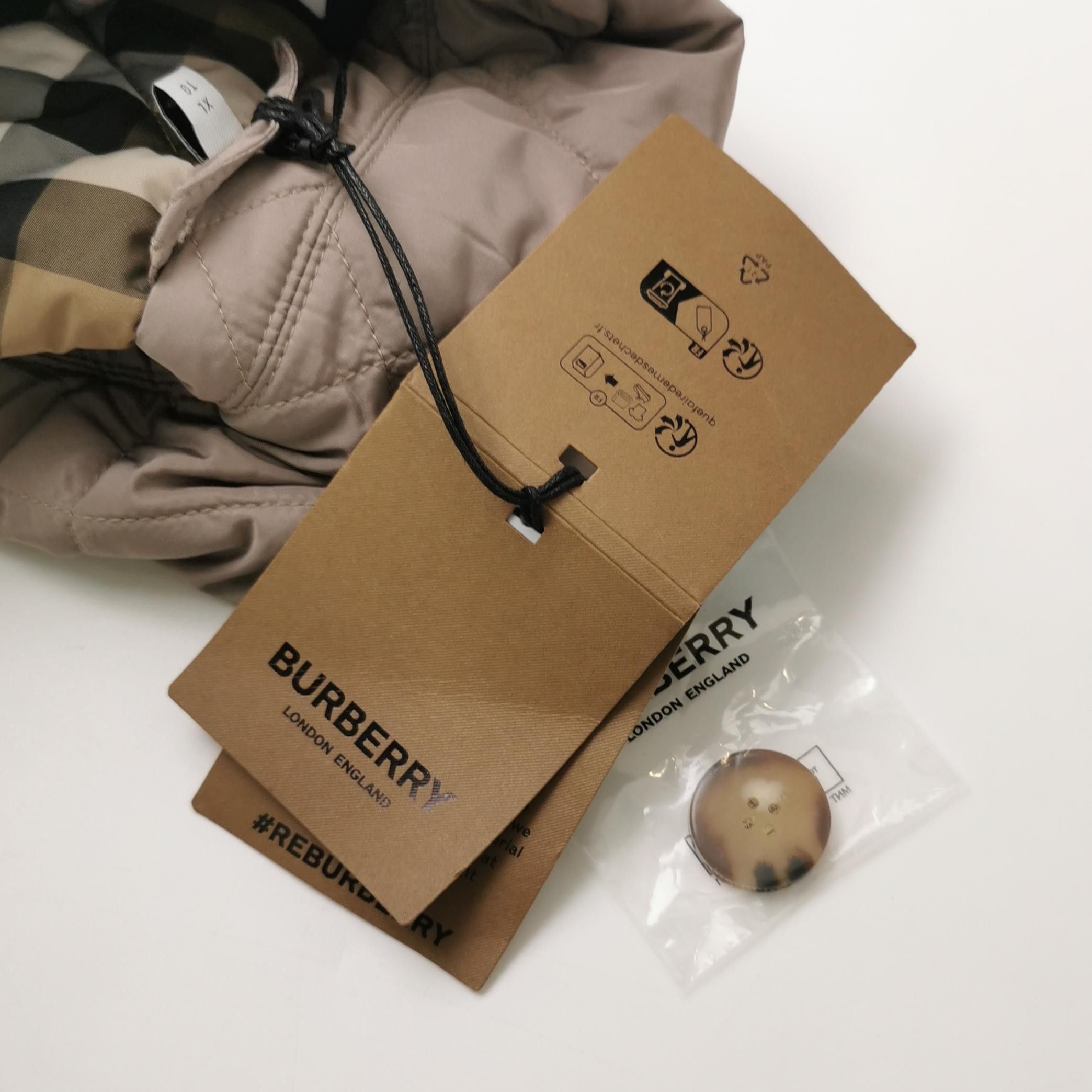 Burberry Burberry Women xl Down Jackets Size XL / US 12-14 / IT 48-50 - 4 Thumbnail