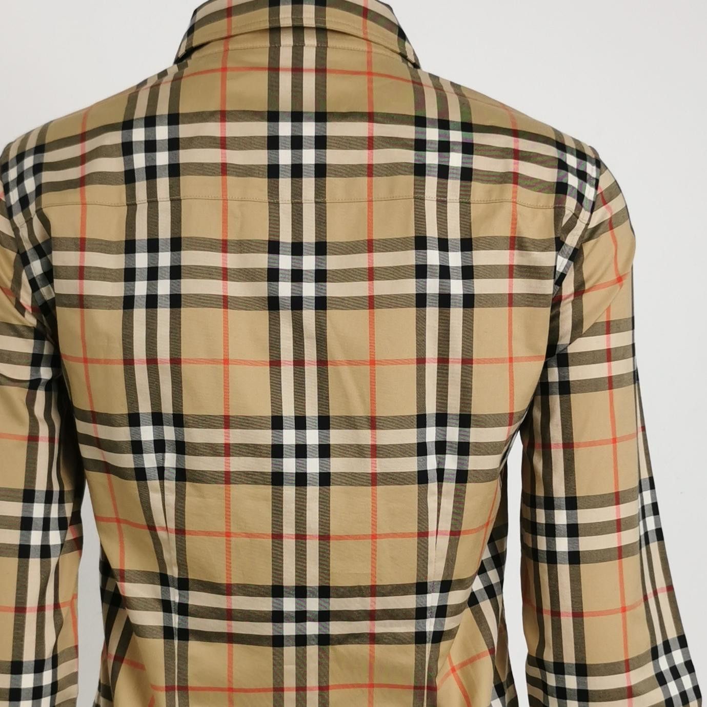 Burberry Burberry Women 2 Button Ups Size XS / US 0-2 / IT 36-38 - 3 Thumbnail