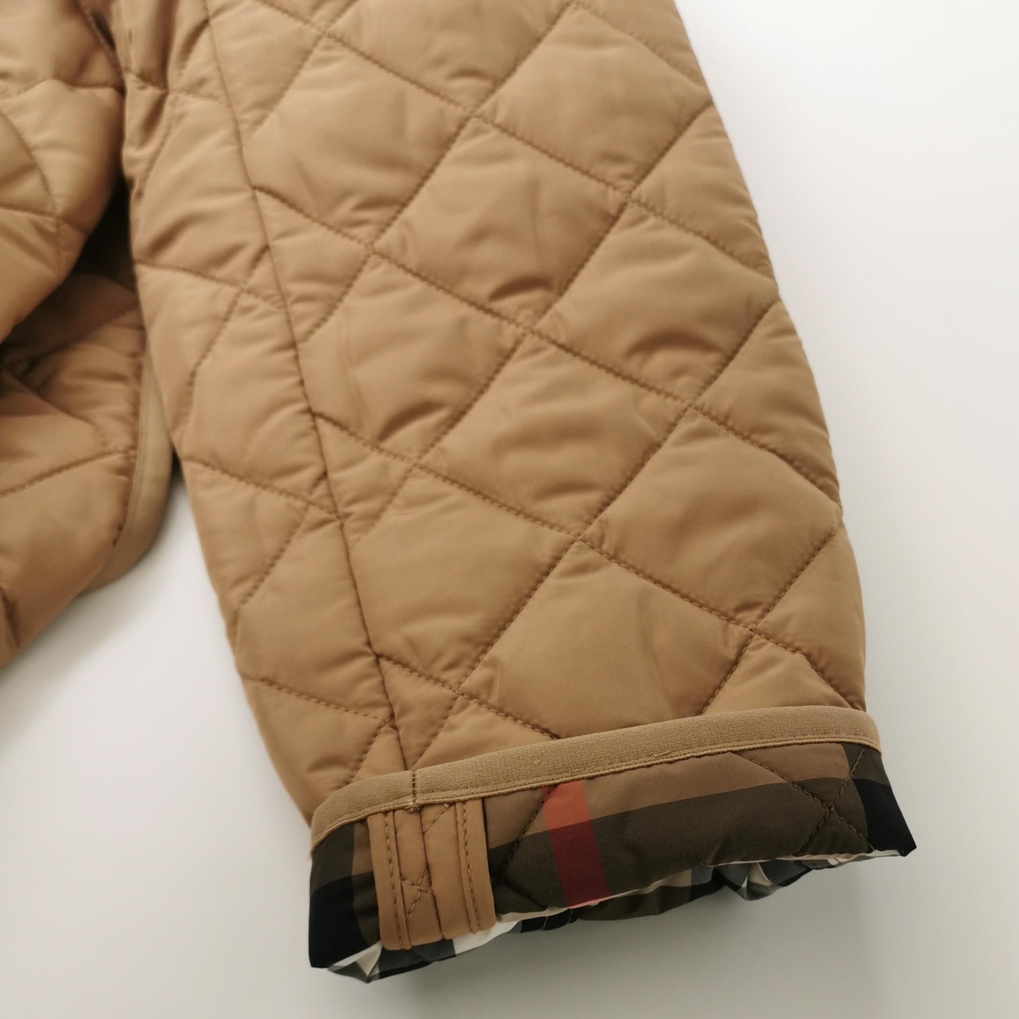 Burberry Burberry Women m Down Jackets Size M / US 6-8 / IT 42-44 - 4 Thumbnail