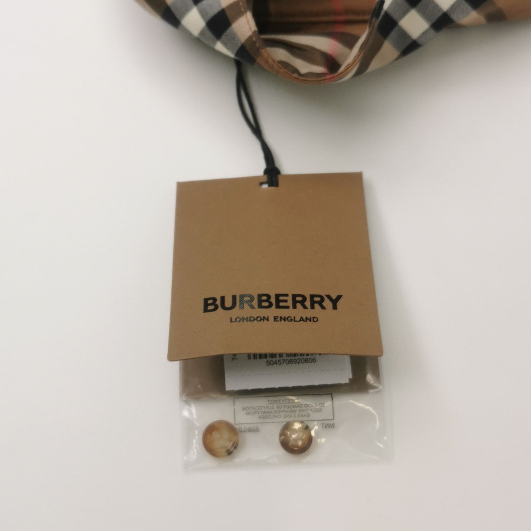 Burberry Burberry Women s Button Ups Size S / US 4 / IT 40 - 3 Thumbnail